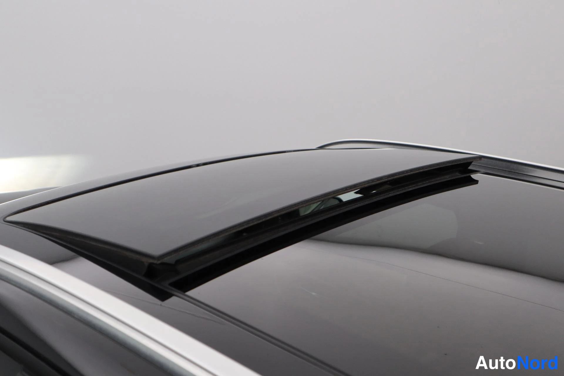 Musta BMW 330d 2012, kuva 11