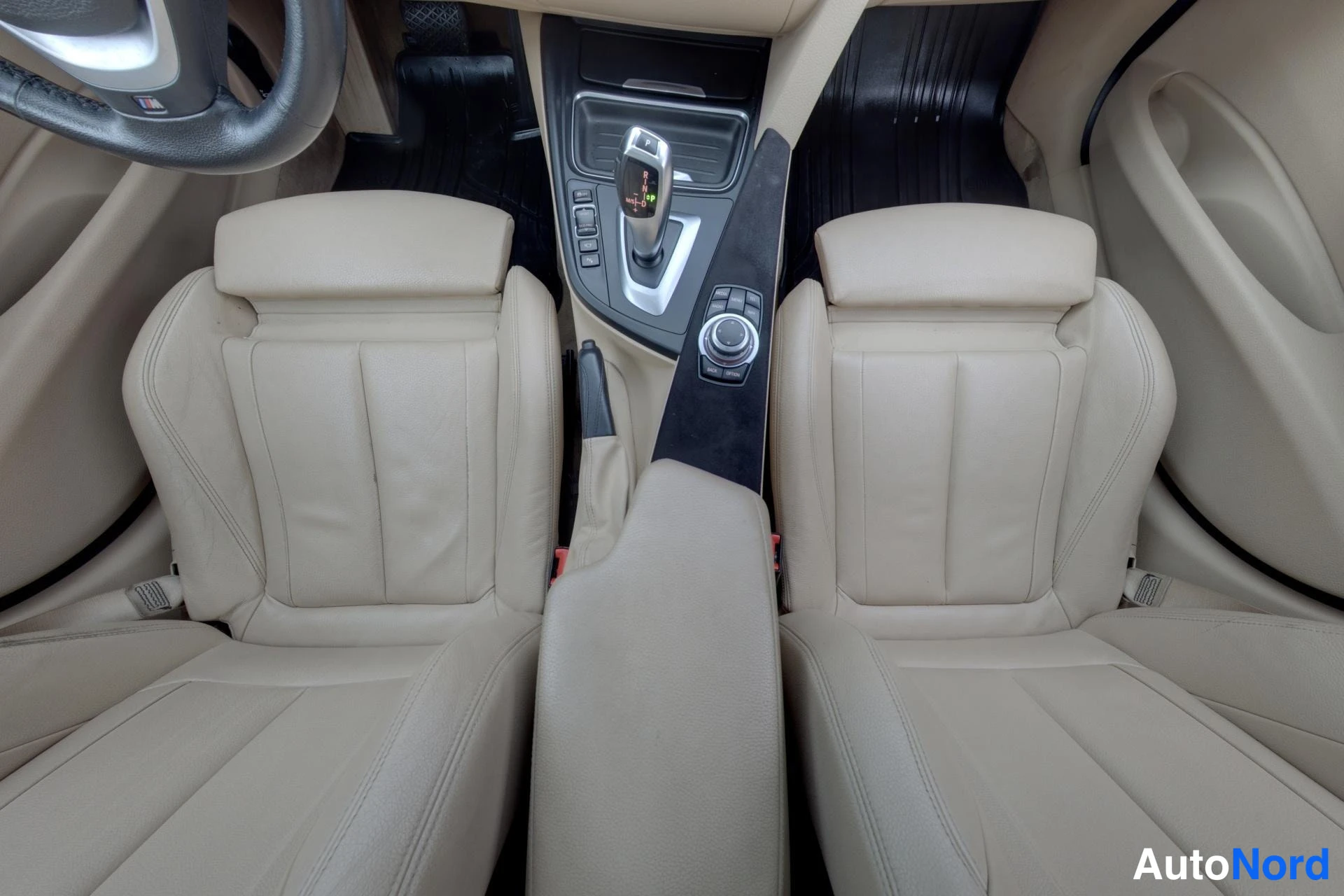 Musta BMW 330d 2012, kuva 21