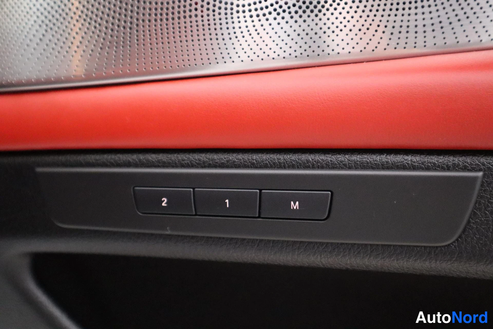 Valkoinen BMW M5 2013, kuva 22