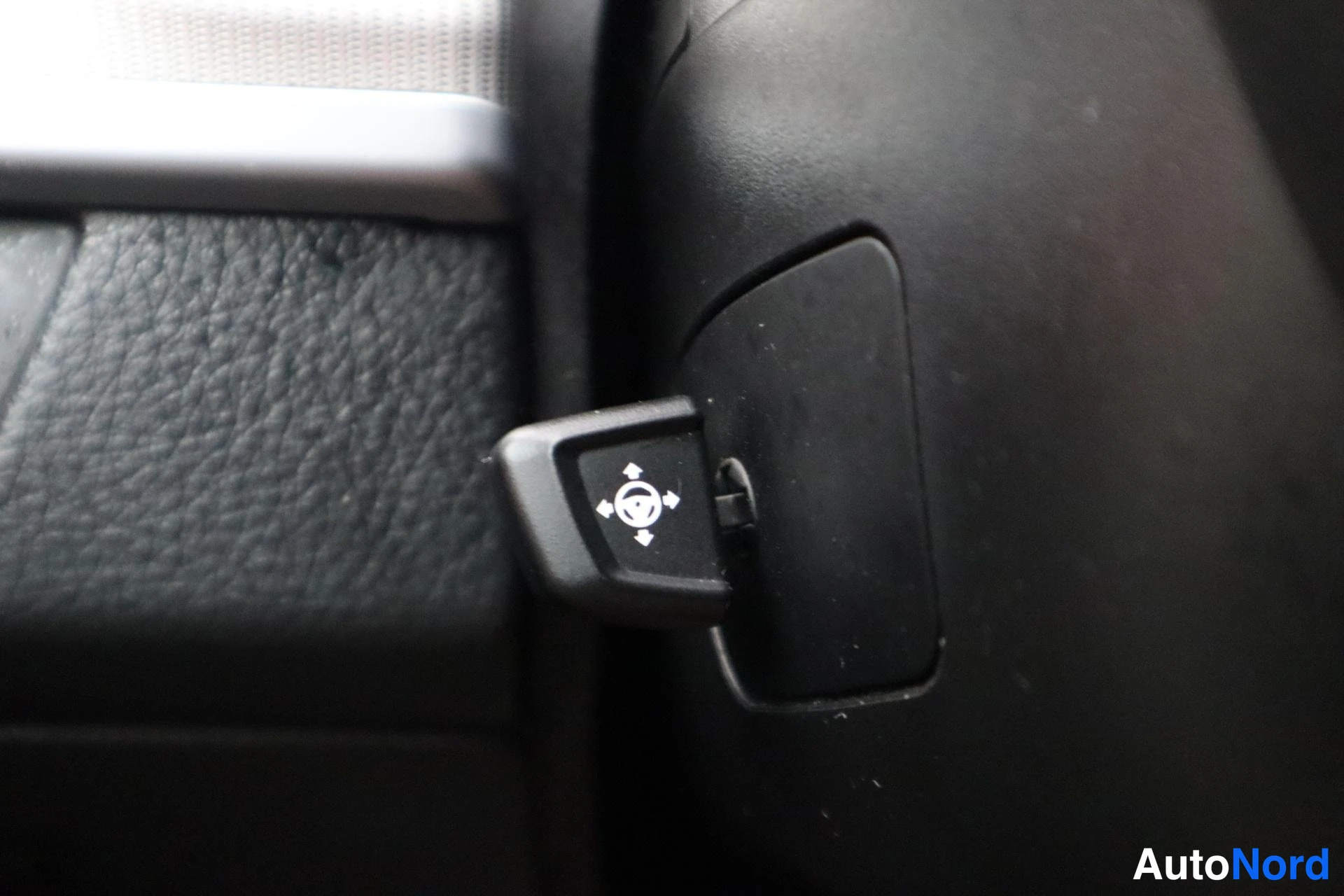 Valkoinen BMW M5 2013, kuva 40