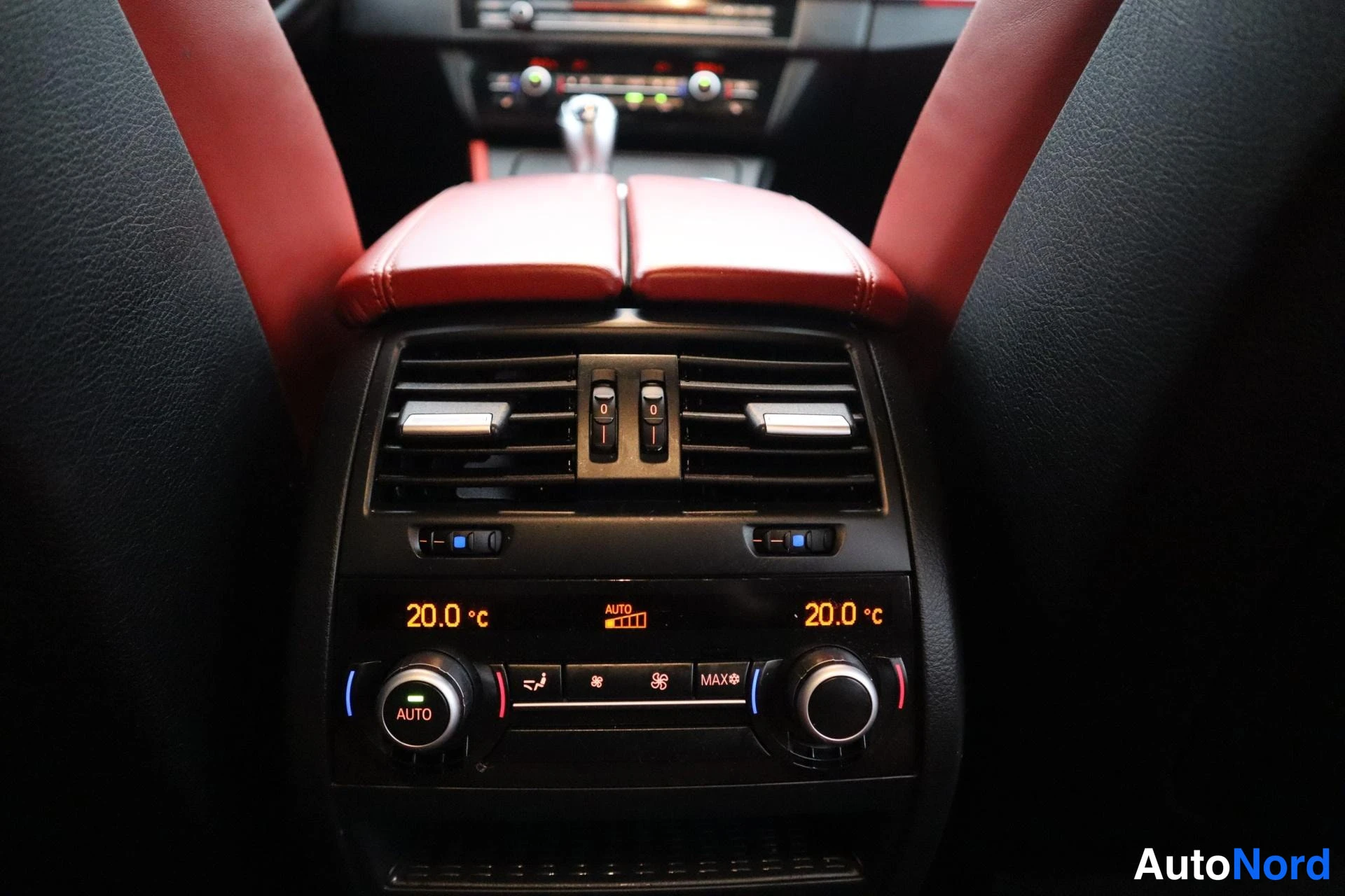 Valkoinen BMW M5 2013, kuva 32