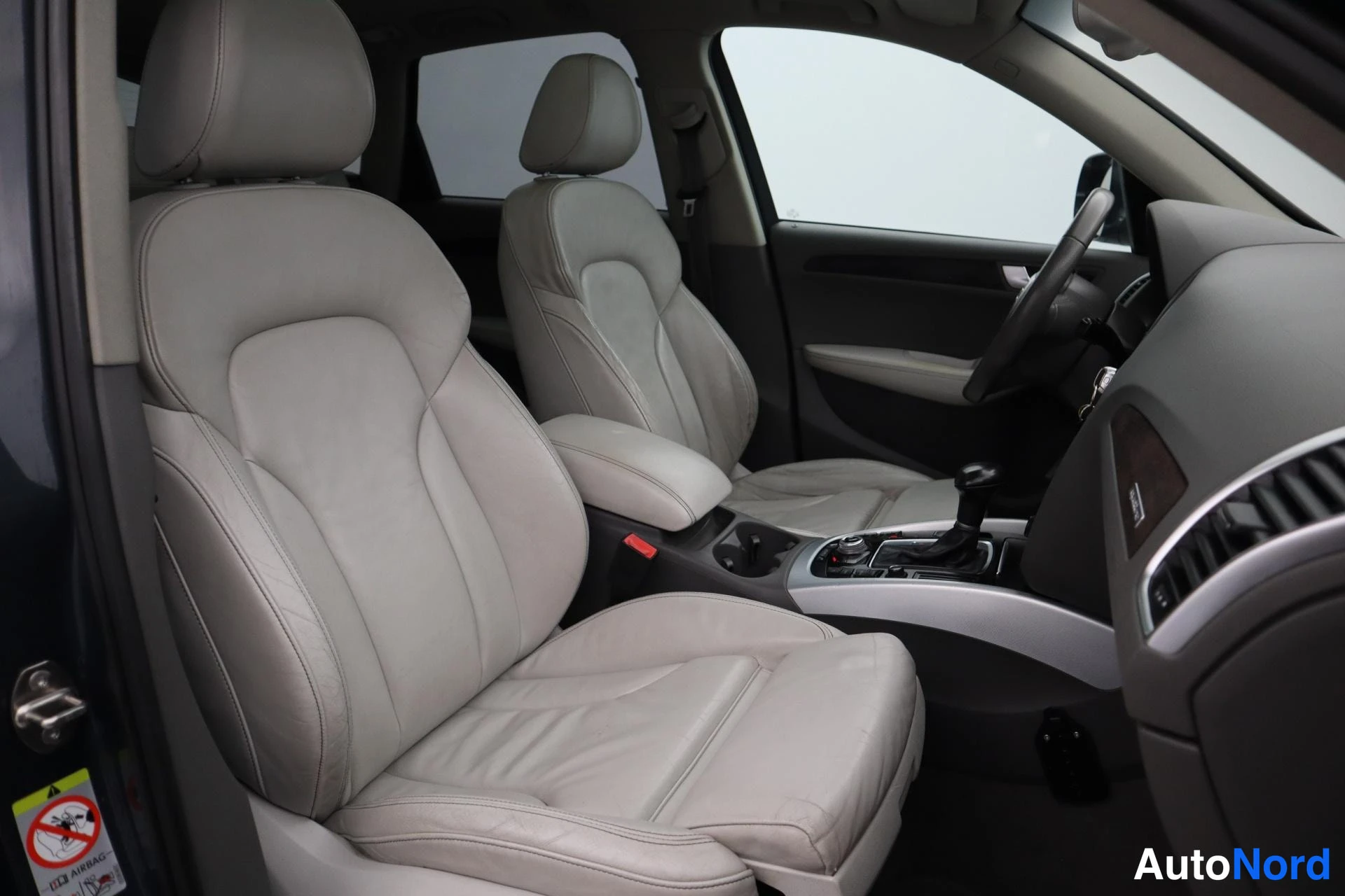 Grey Audi Q5 2009, photo 12