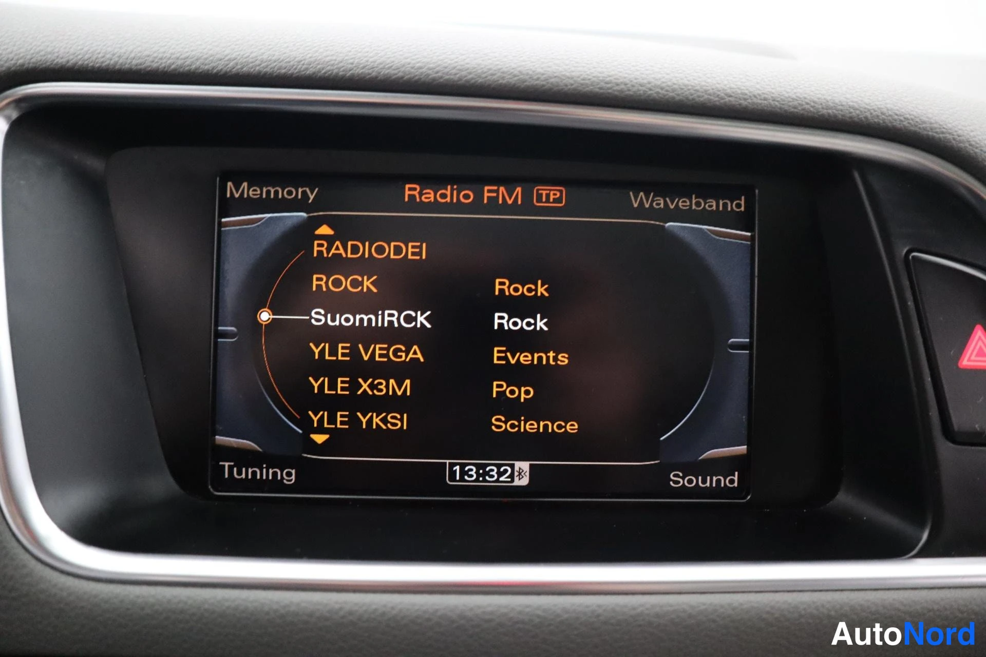 Grey Audi Q5 2009, photo 27