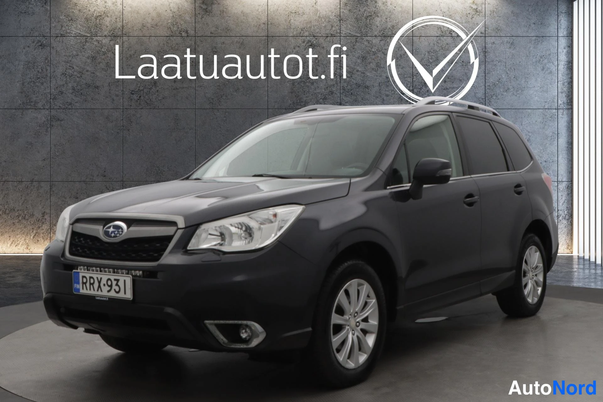 Harmaa Subaru Forester 2014, kuva 5