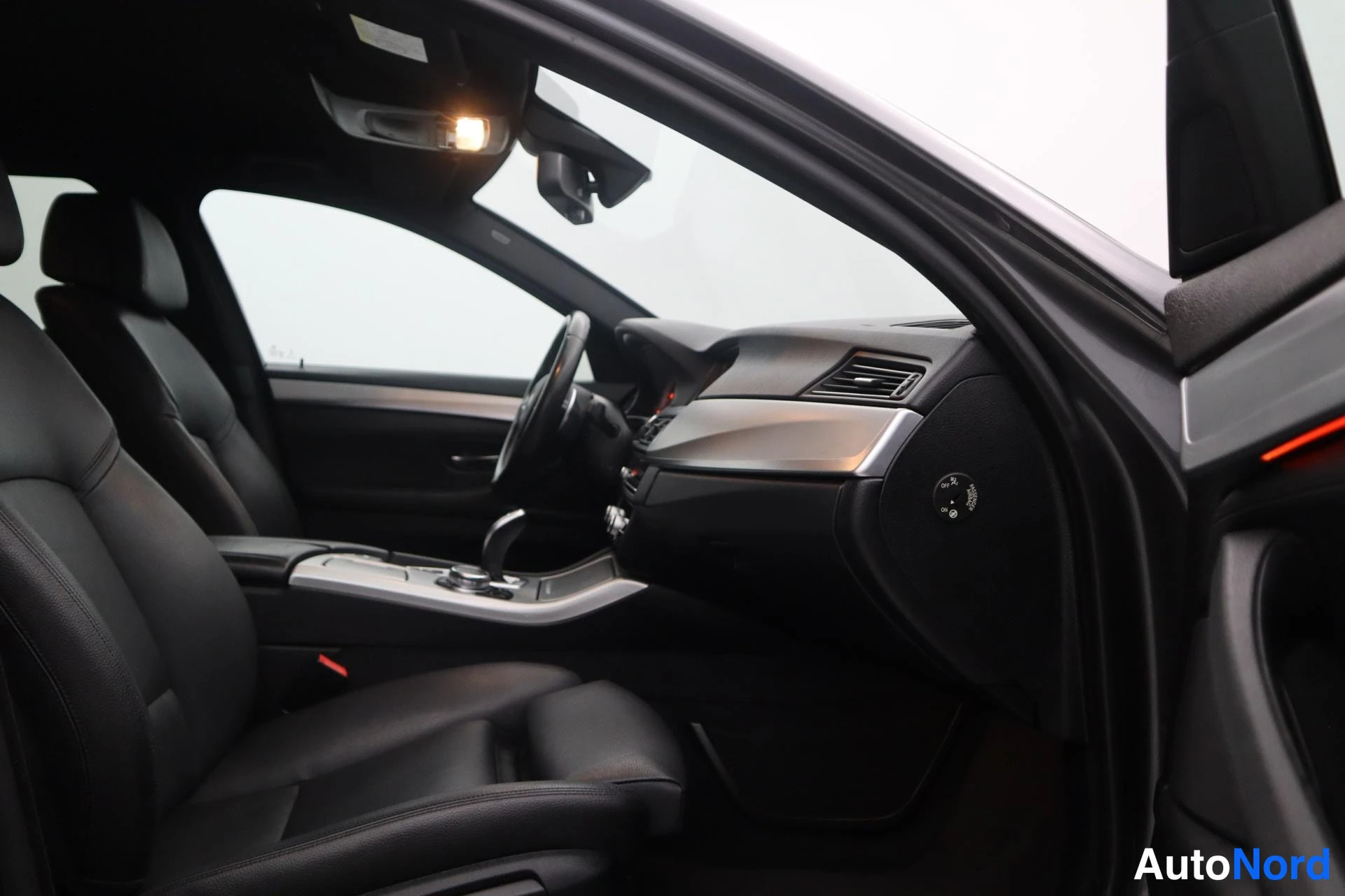 Harmaa BMW M550d xDrive 2015, kuva 20