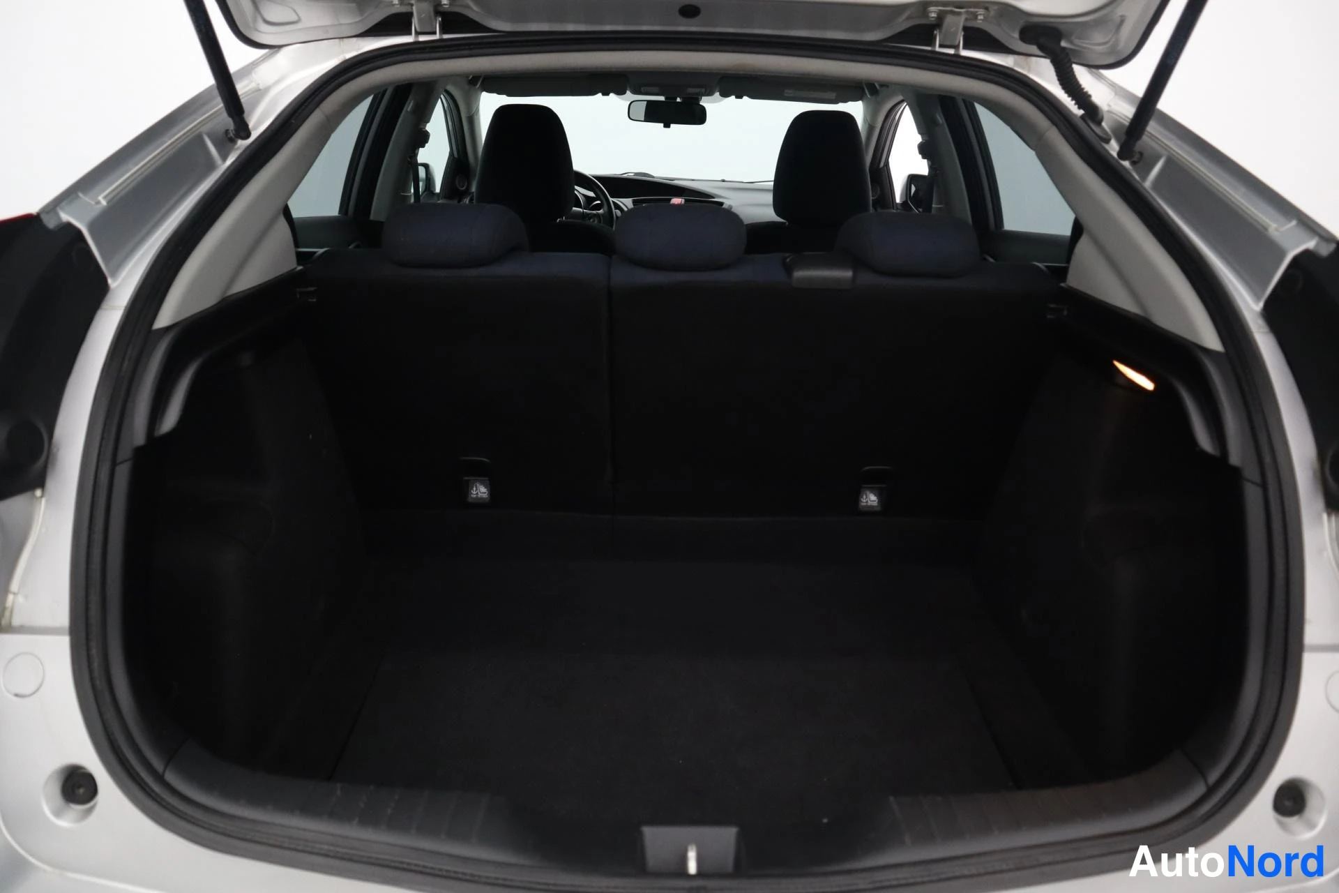 Harmaa Honda Civic 2012, kuva 24