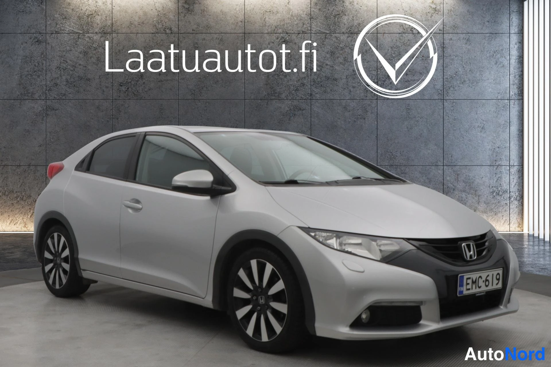 Harmaa Honda Civic 2012, etuviisto, keula oikealle, kuva 3