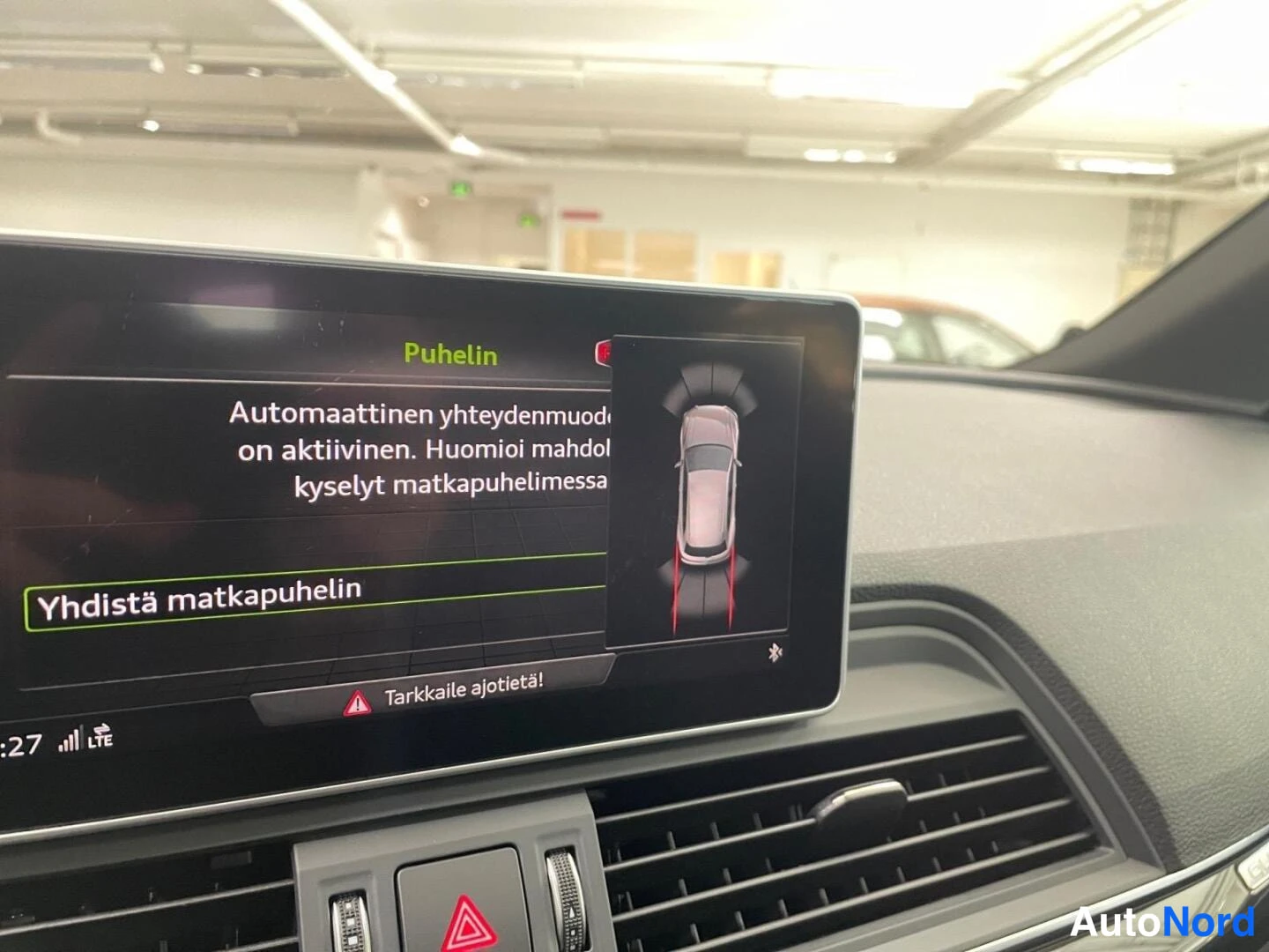 Valkoinen Audi Q5 2020, kuva 31