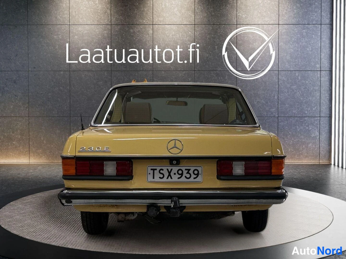 Keltainen Mercedes-Benz 230 1980, takaa, kuva 6