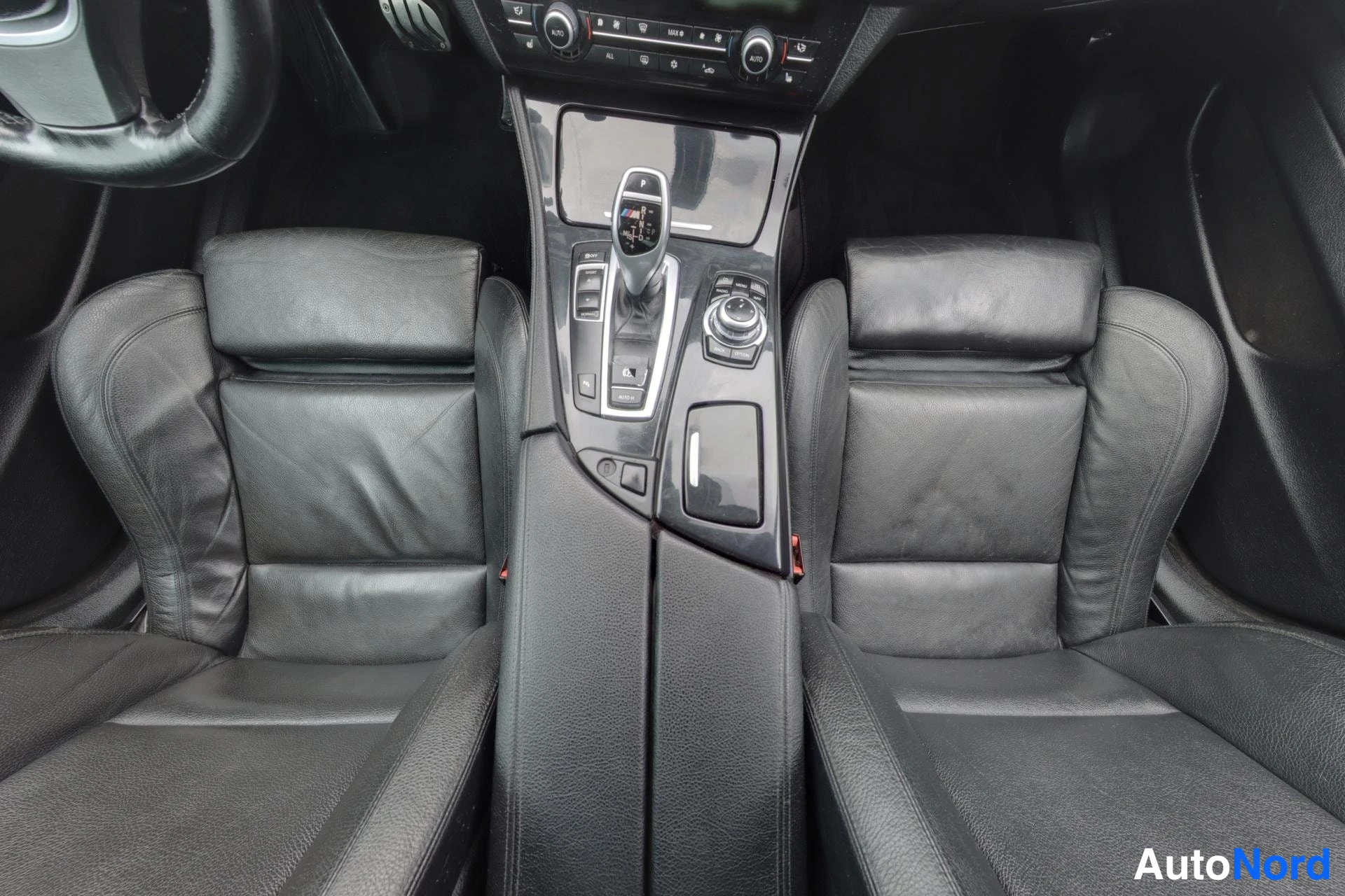 Musta BMW 520d 2010, kuva 13
