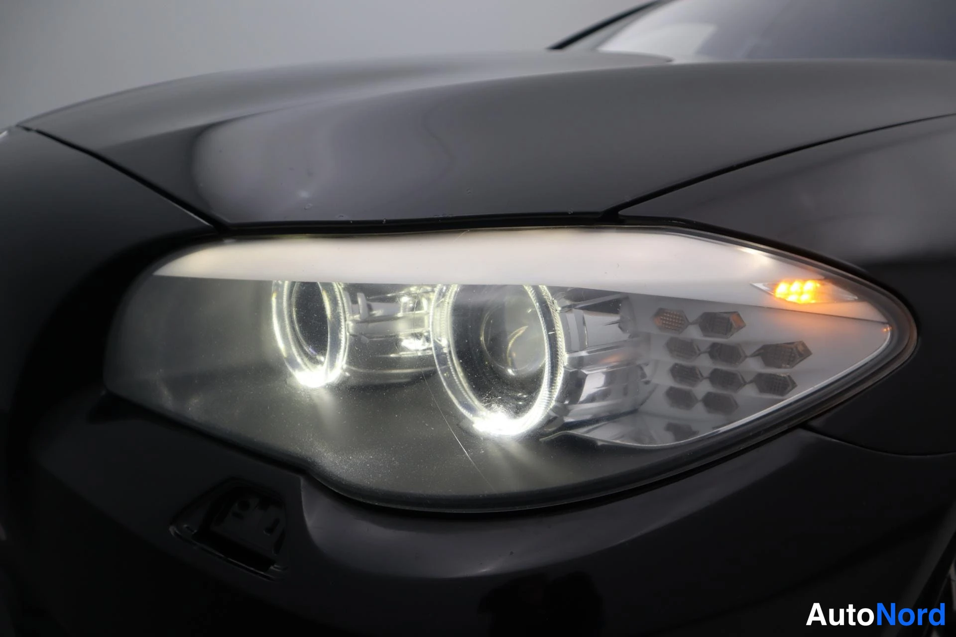 Musta BMW 520d 2010, kuva 29