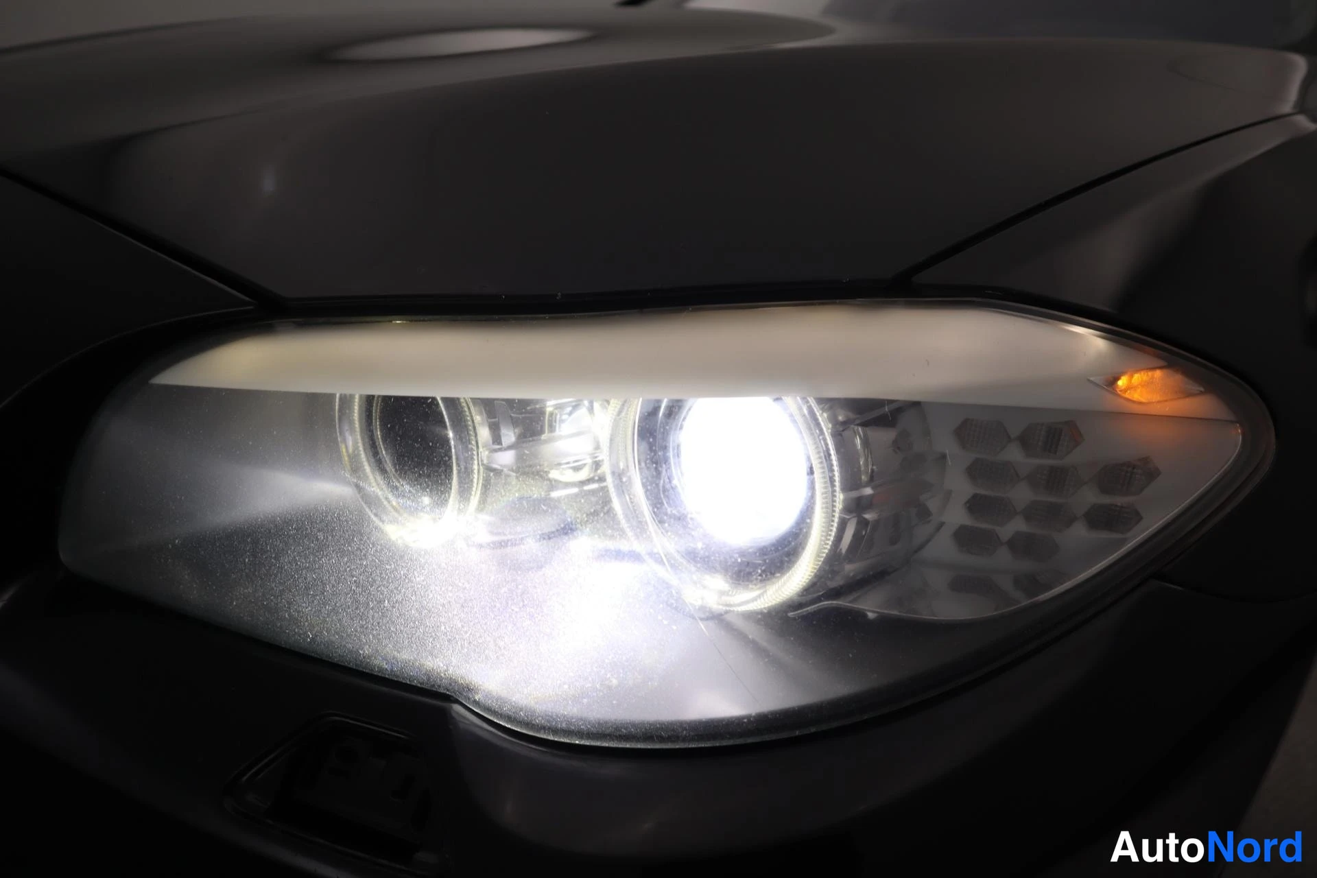 Musta BMW 520d 2010, kuva 30