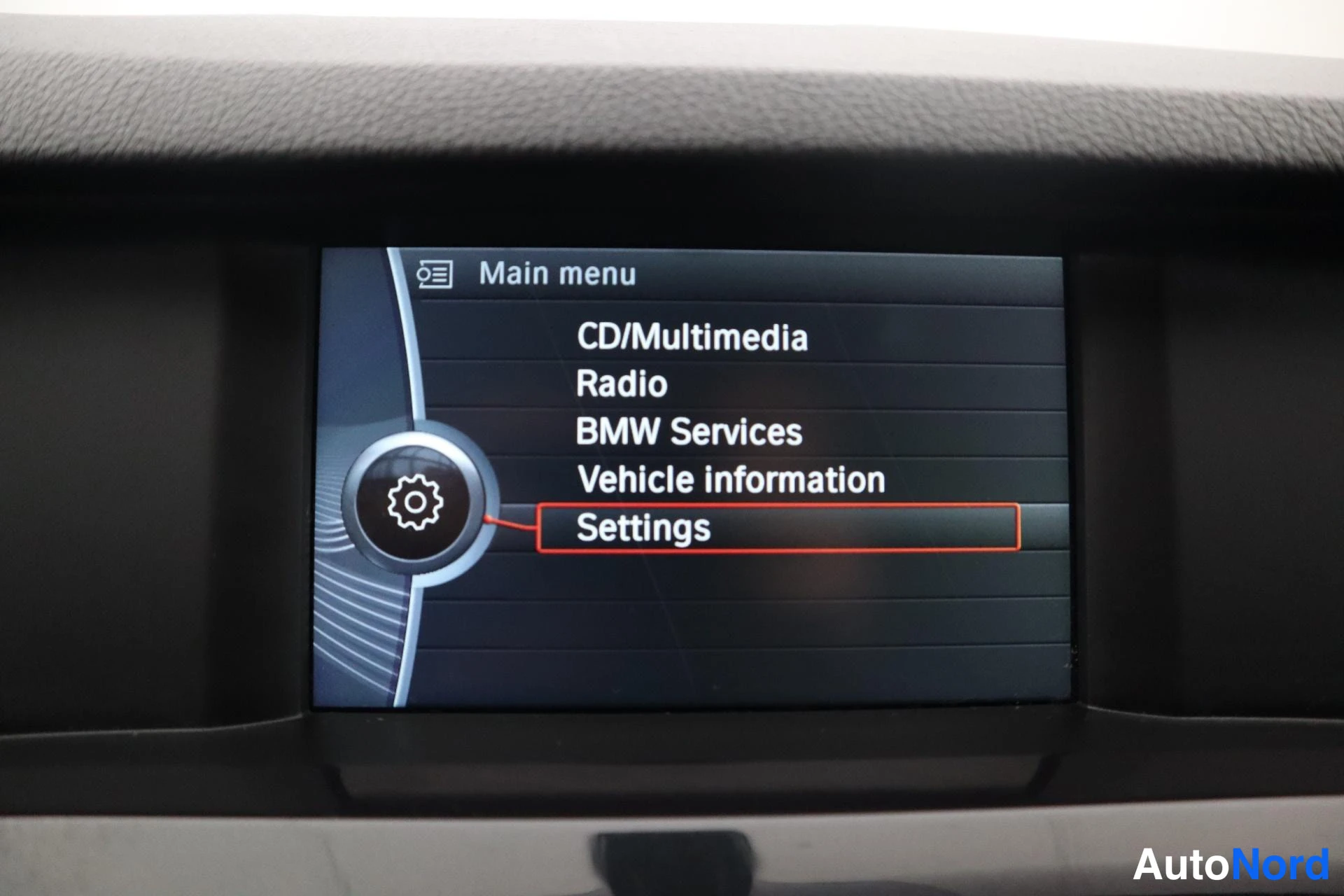 Musta BMW 520d 2010, kuva 18
