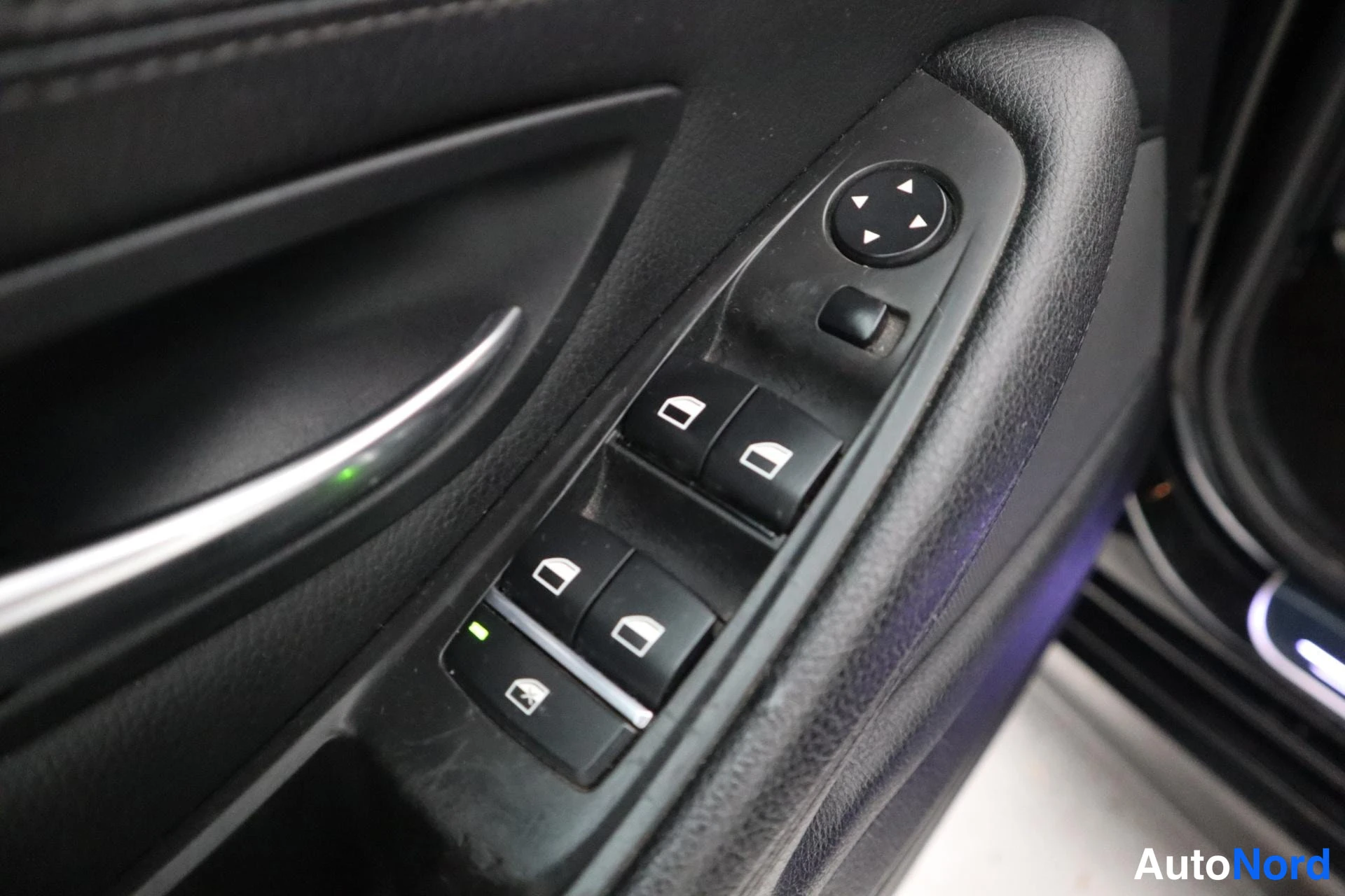 Musta BMW 520d 2010, kuva 20