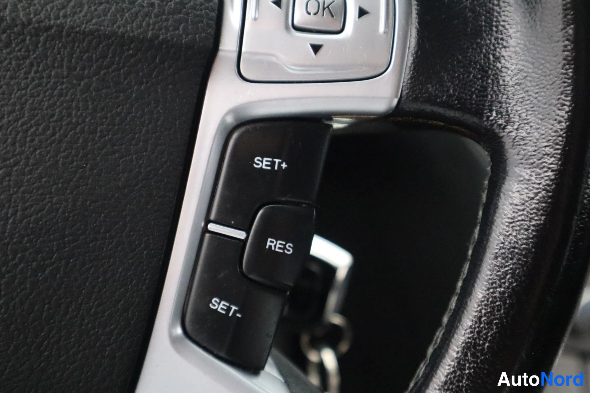 Harmaa Ford Mondeo 2009, kuva 11