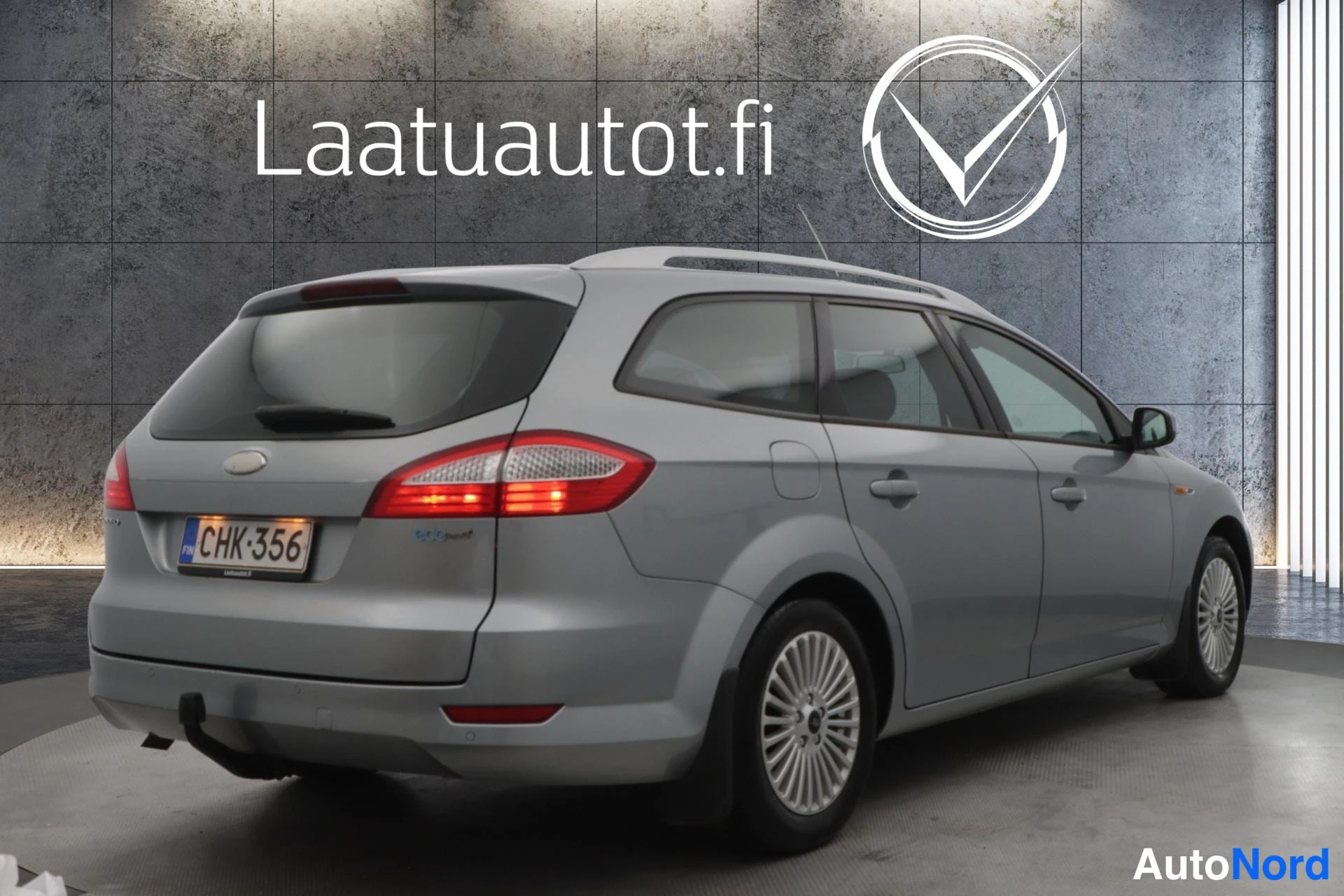 Harmaa Ford Mondeo 2009, takaviisto, kuva 3