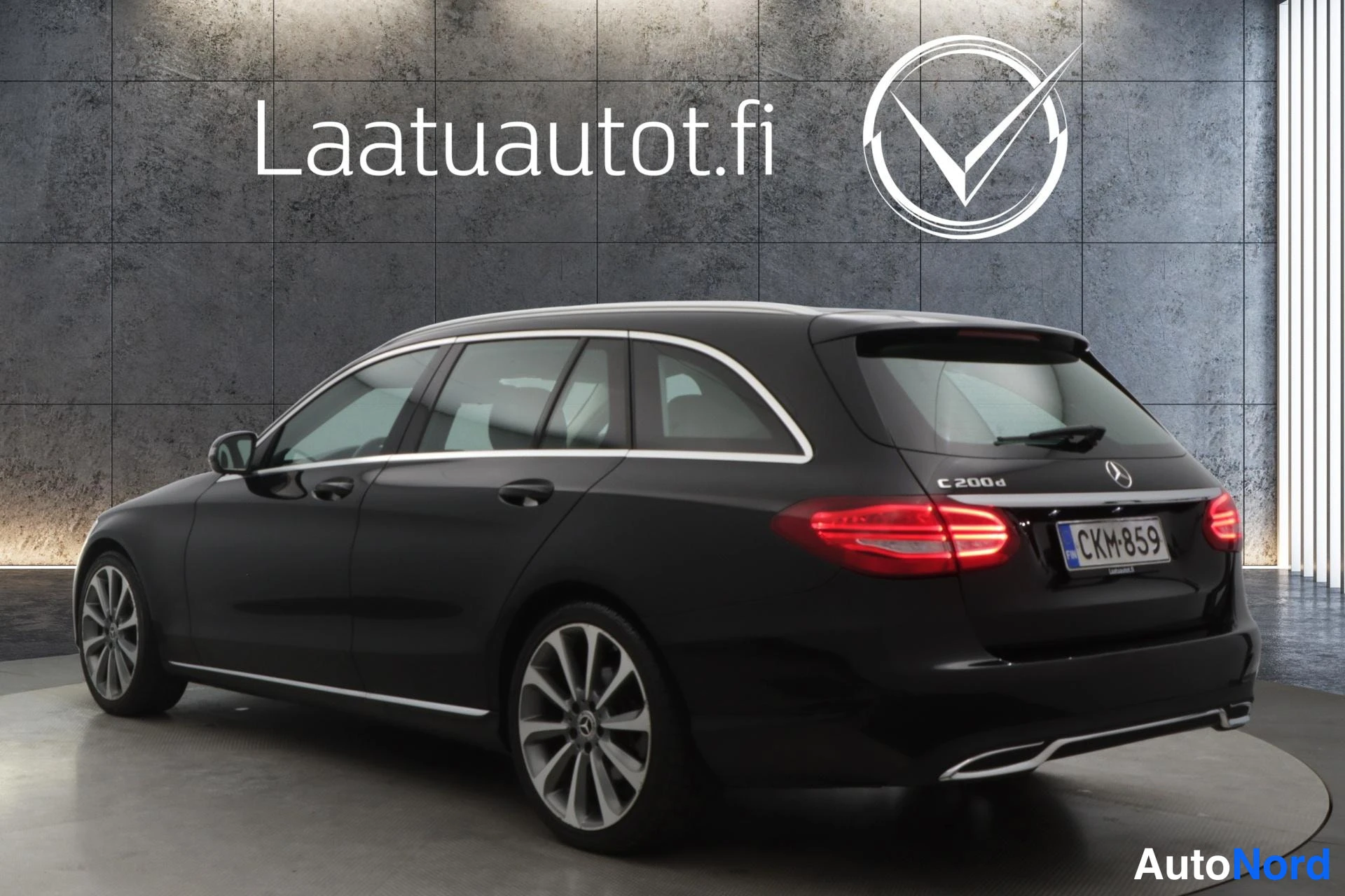 Musta Mercedes-Benz C 2016, kuva 6