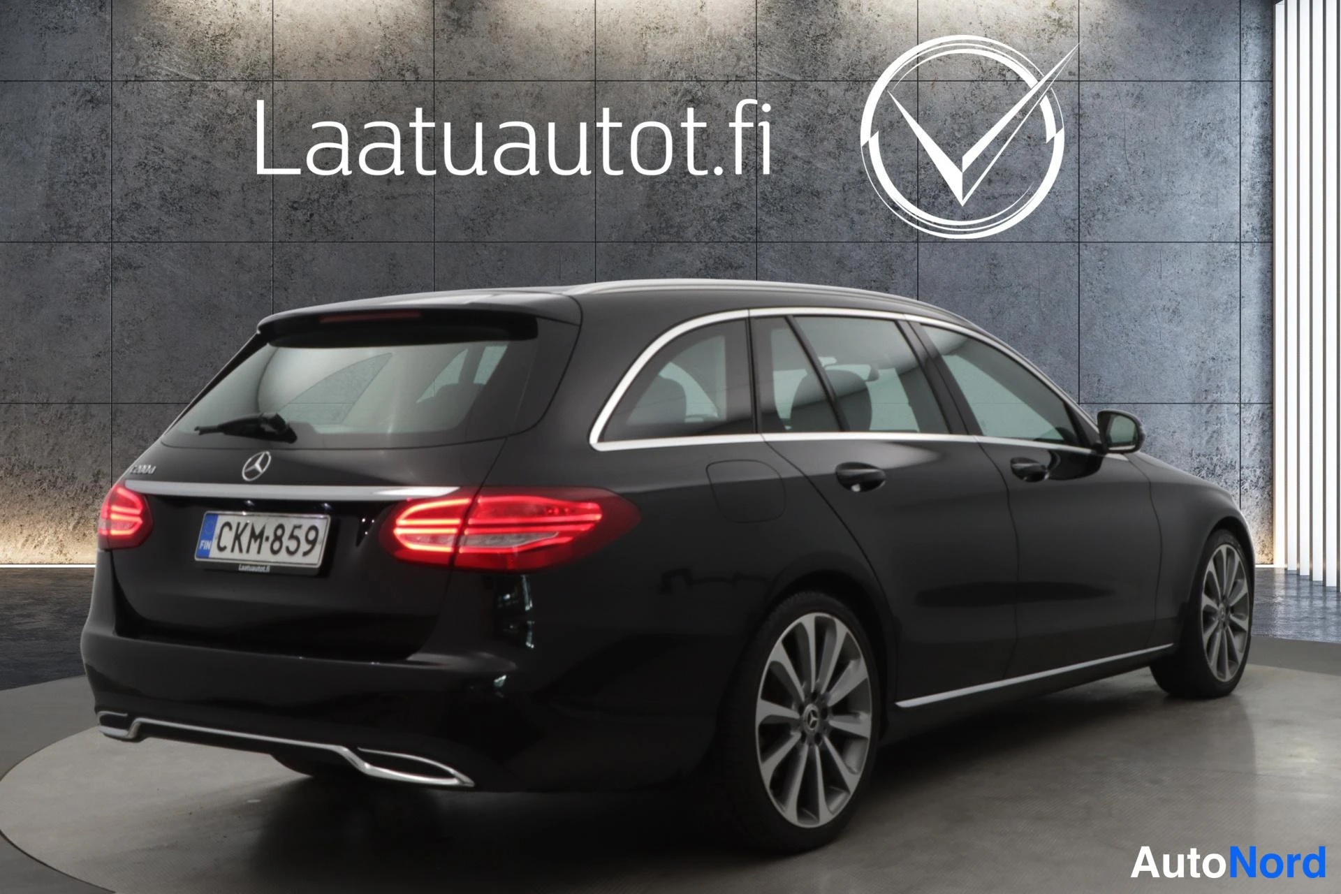 Musta Mercedes-Benz C 2016, kuva 7