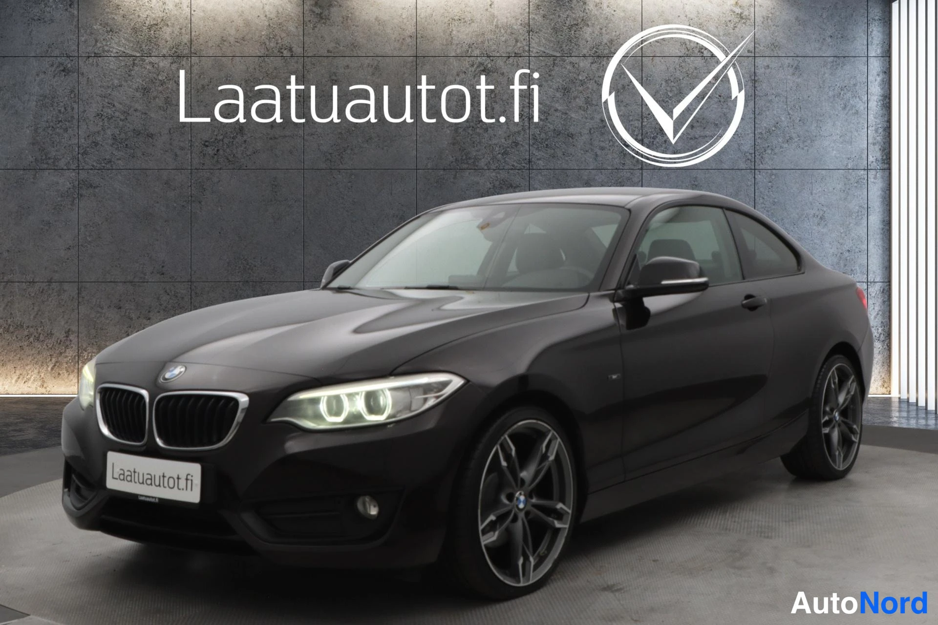 Ruskea BMW 220i 2014, kuva 6