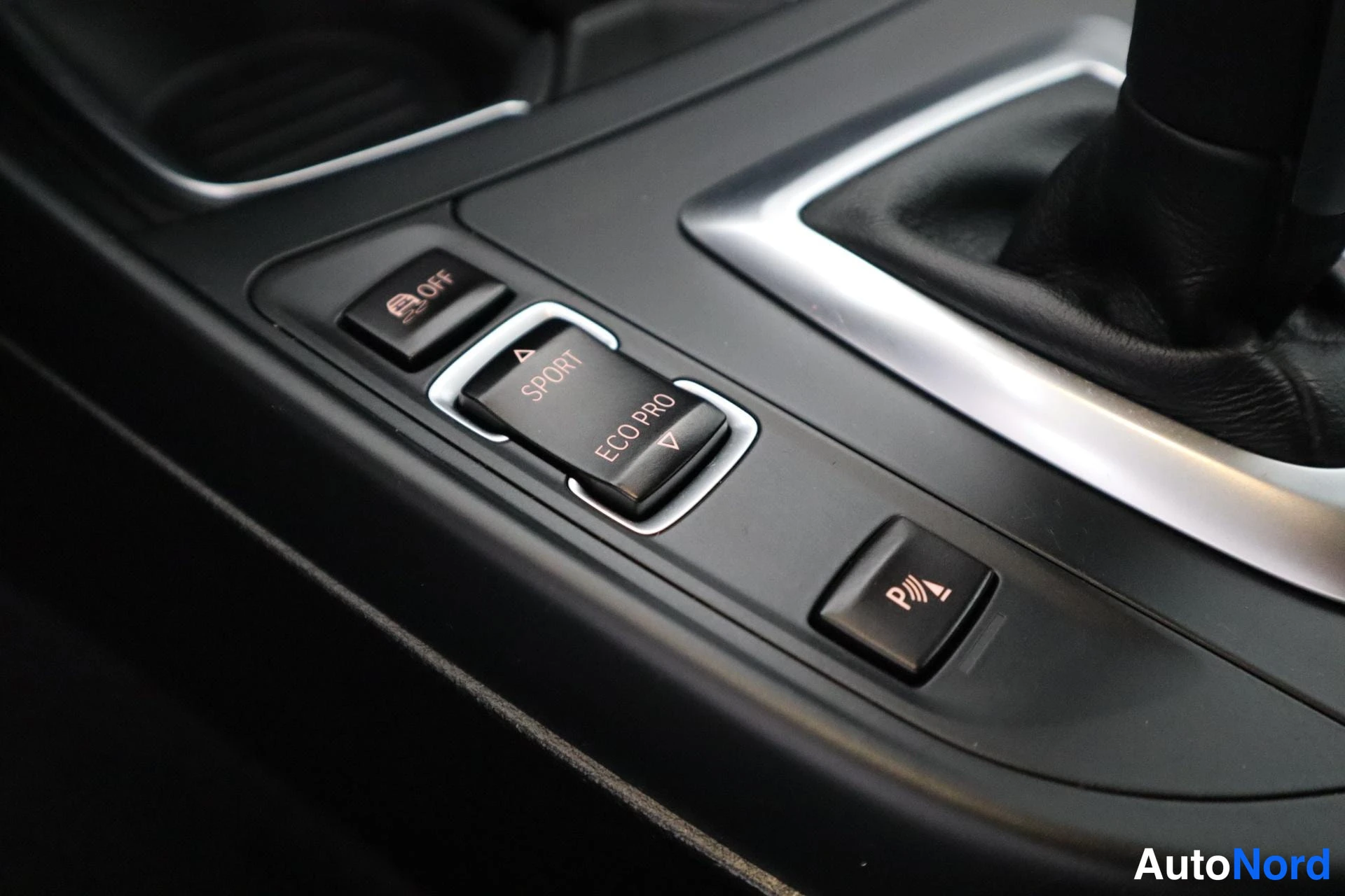 Ruskea BMW 220i 2014, kuva 28