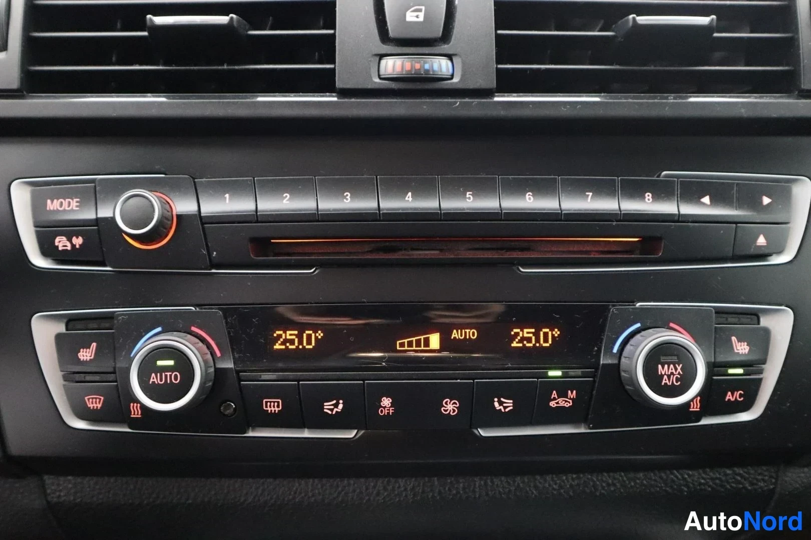 Ruskea BMW 220i 2014, yksityiskohta, kuva 23