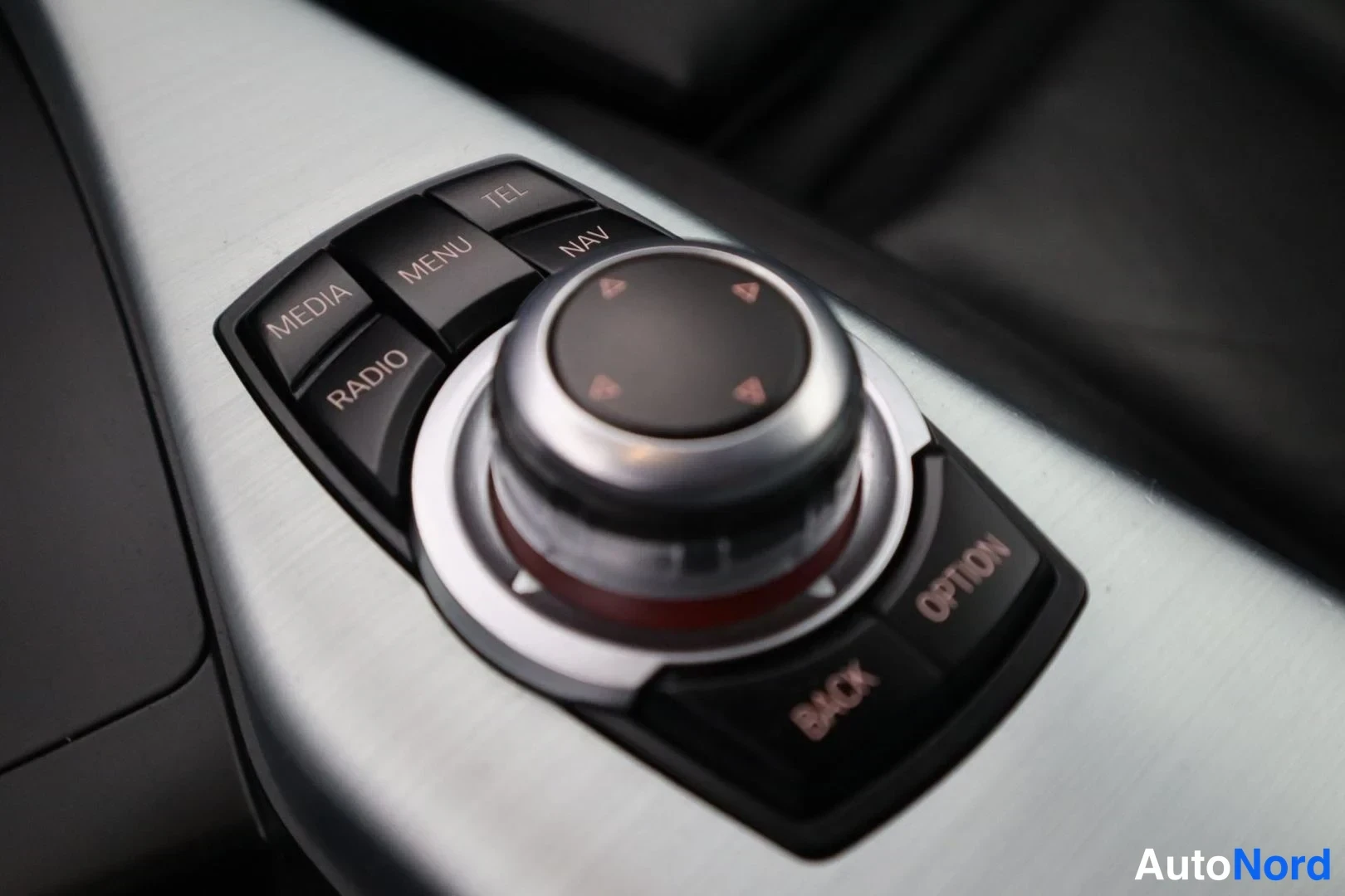 Ruskea BMW 220i 2014, yksityiskohta, kuva 27