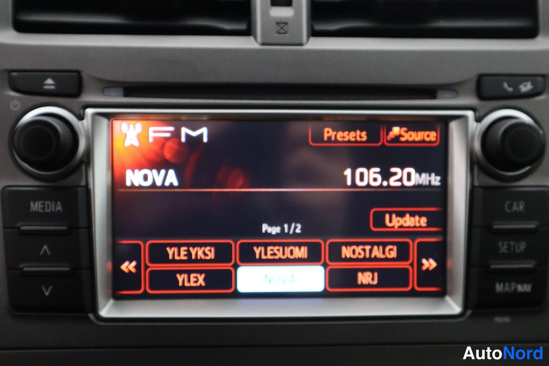 Sininen Toyota Verso-S 2011, kuva 25
