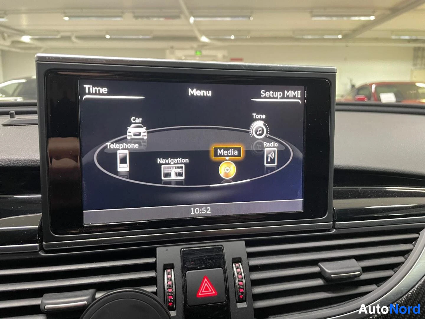 Harmaa Audi RS6 2015, kuva 28