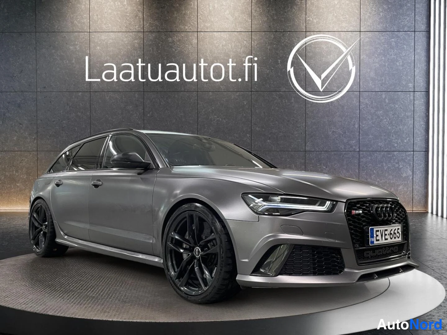 Harmaa Audi RS6 2015, etuviisto, keula oikealle, kuva 3