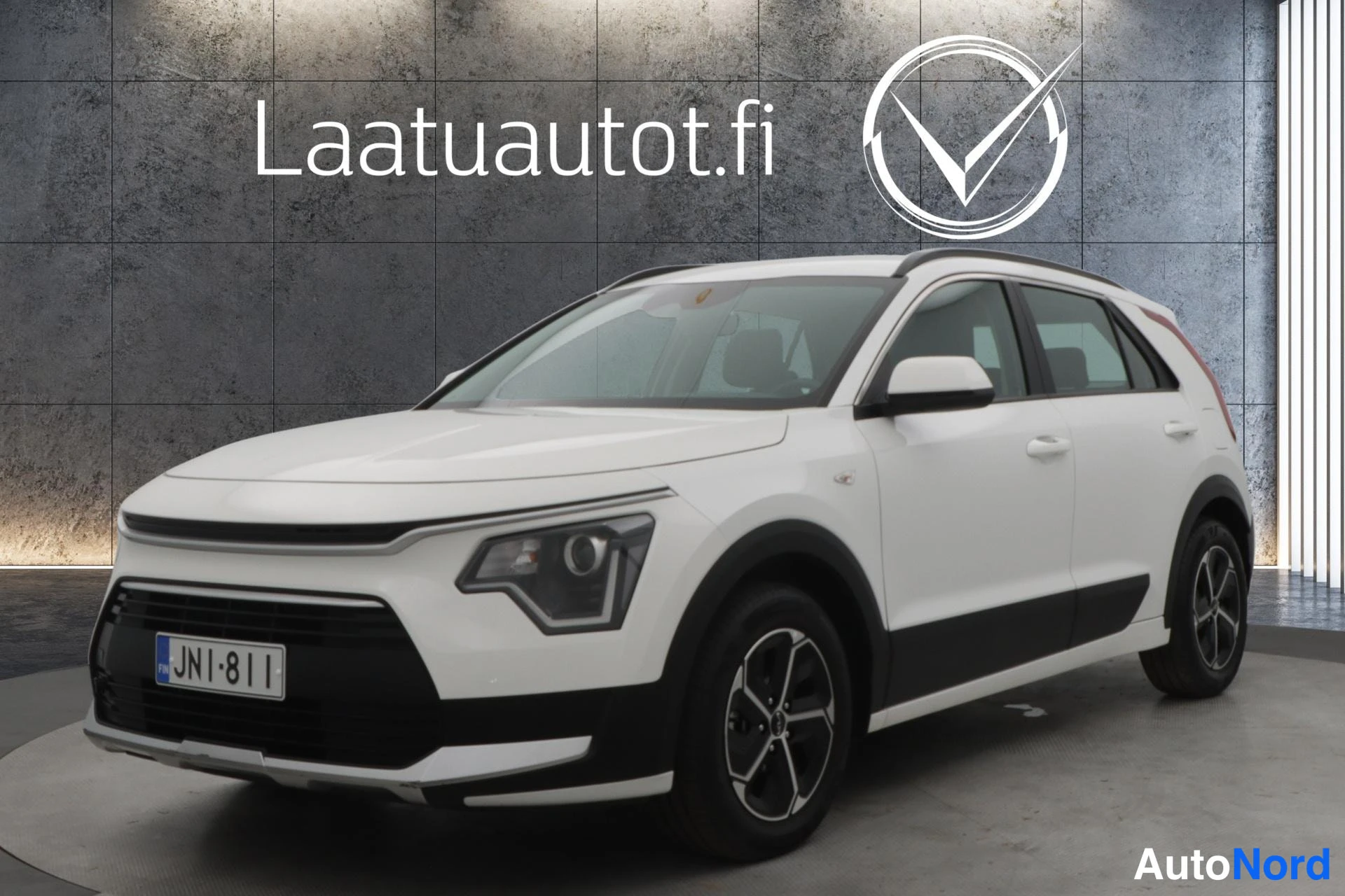 Valkoinen Kia Niro 2025, kuva 25