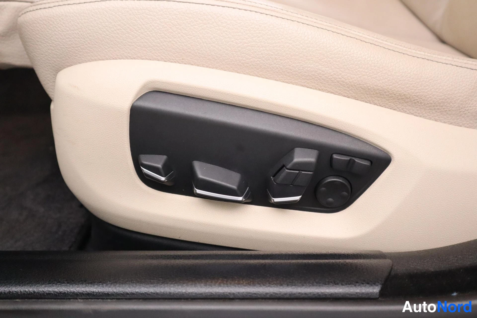 Harmaa BMW 535d xDrive 2013, kuva 15