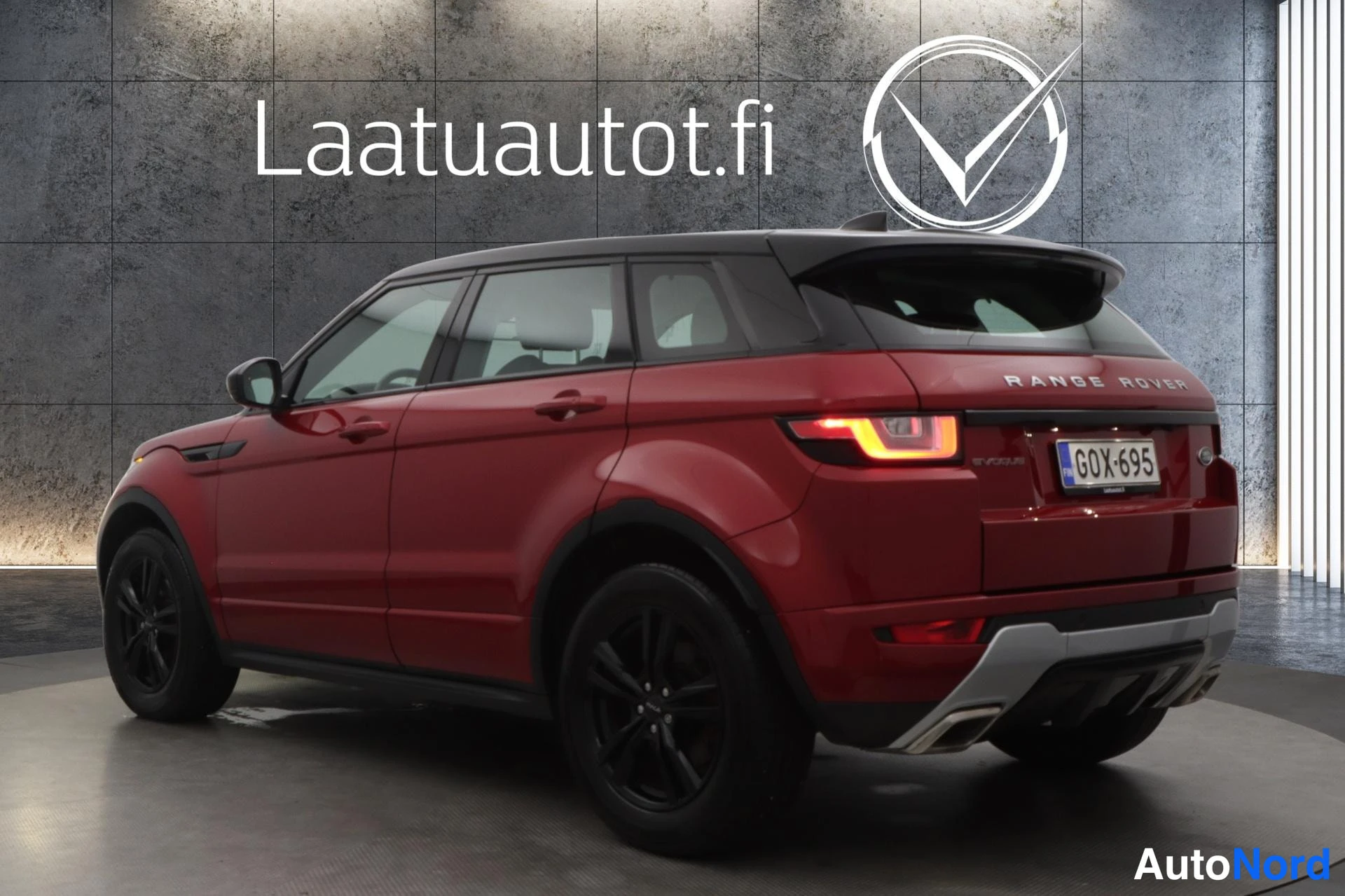 Punainen Land Rover Range Rover Evoque 2017, takaviisto, kuva 6