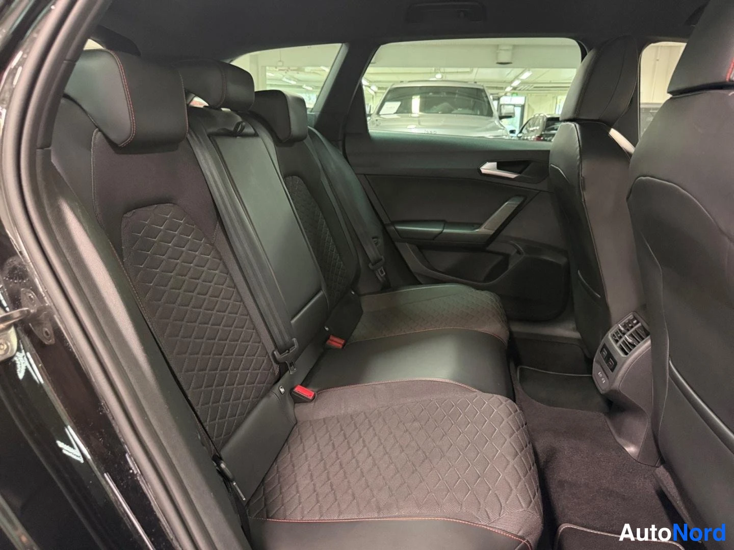 Musta Seat Leon Sportstourer 2021, kuva 15