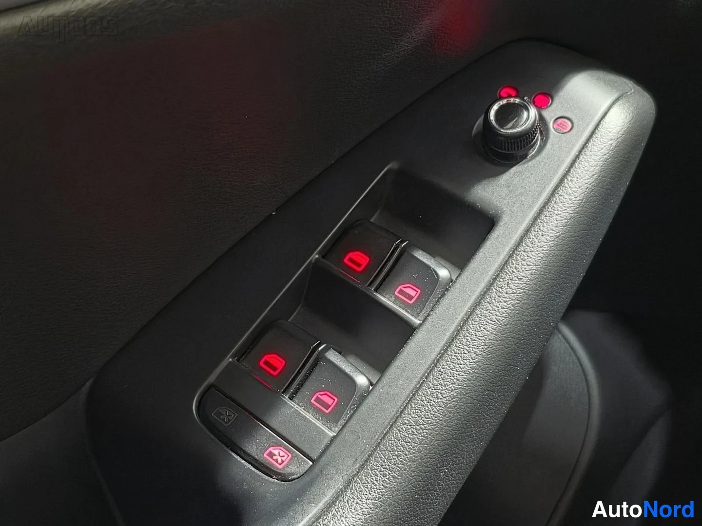 Harmaa Audi Q5 2011, yksityiskohta, kuva 20