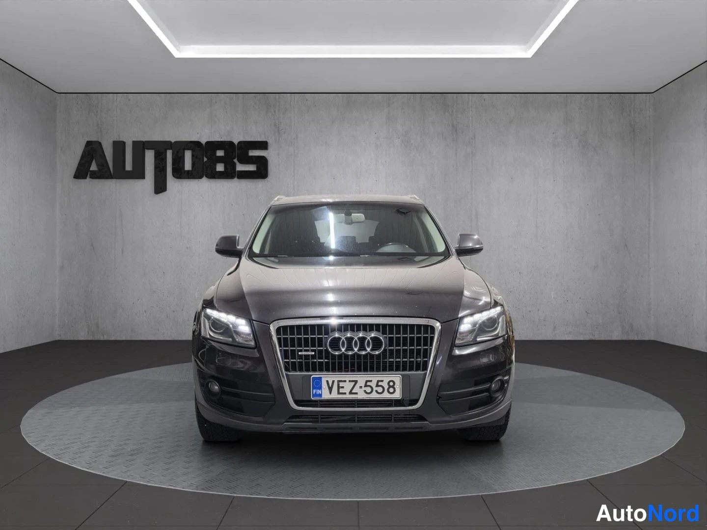 Harmaa Audi Q5 2011, edestä, kuva 3