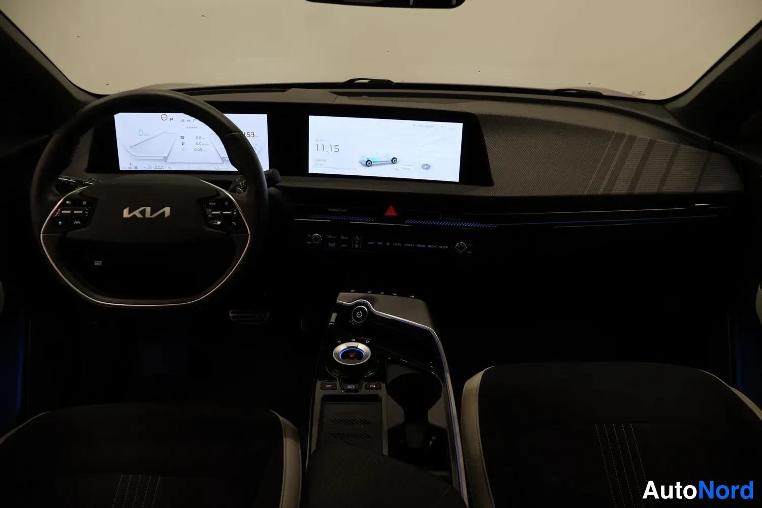 Blue Kia EV6 GT 2022, photo 16