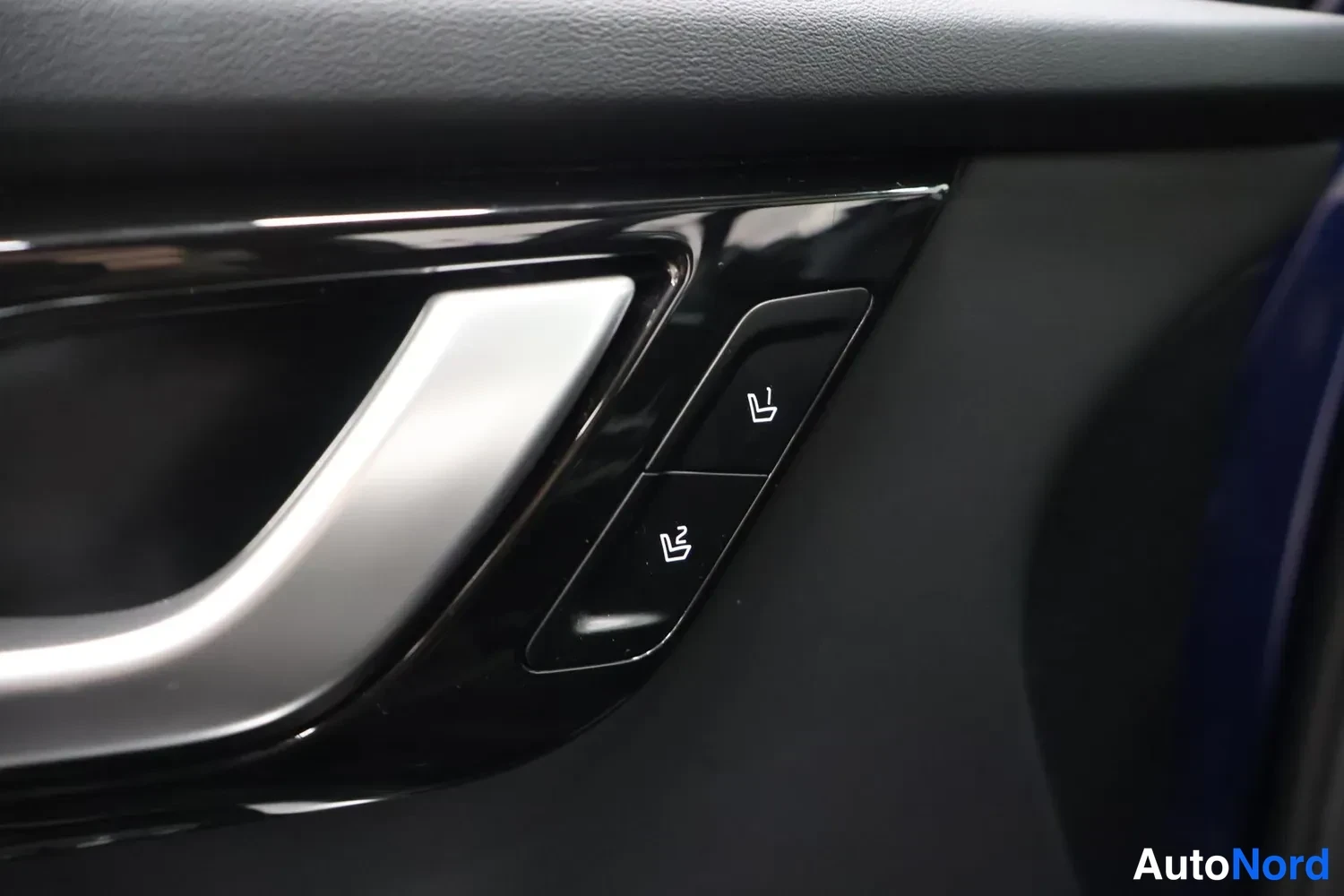 Blue Kia EV6 GT 2022, detail, photo 7