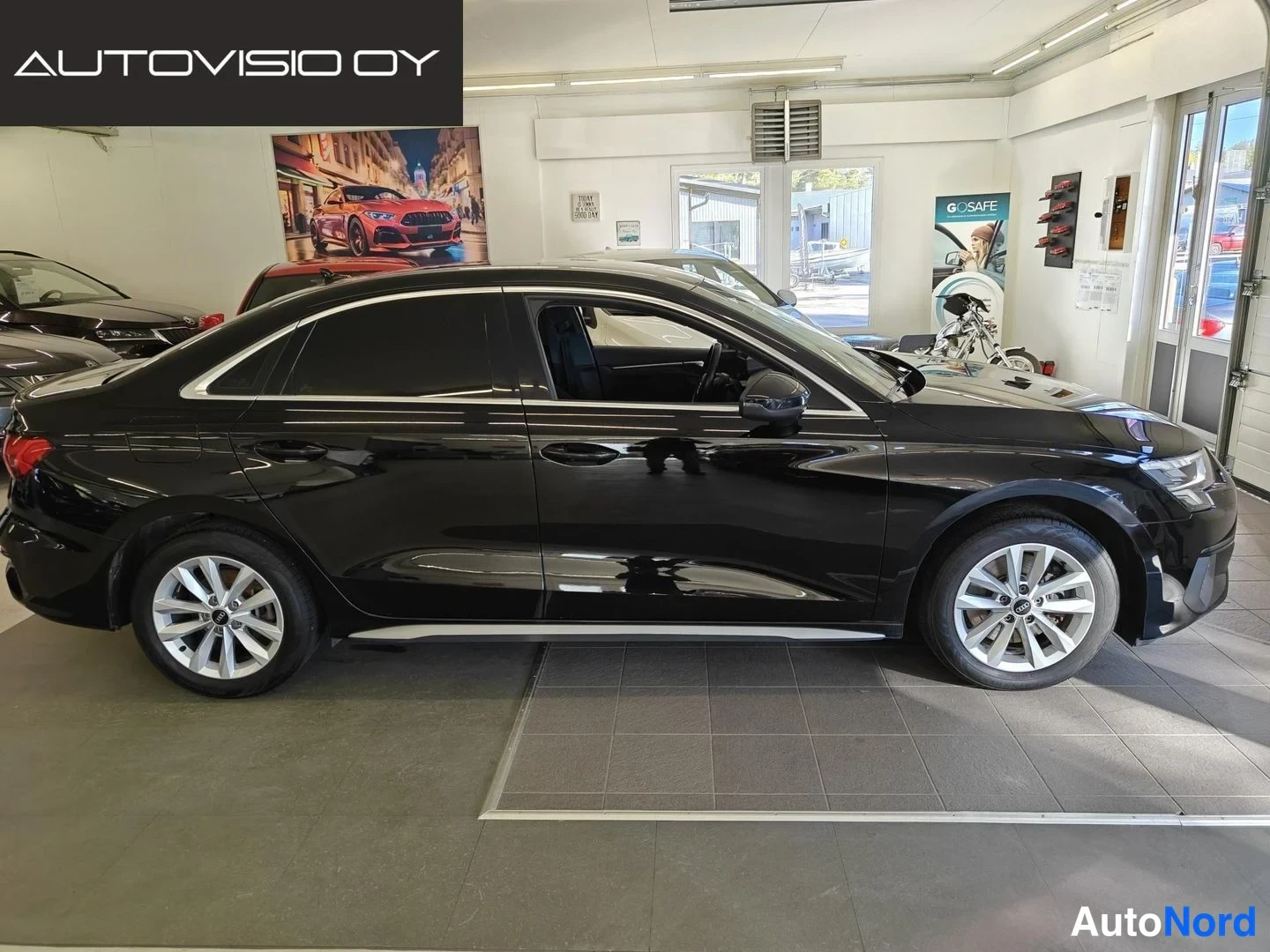 Black Audi A3 2022, front three-quarter, nose to the right, photo 3