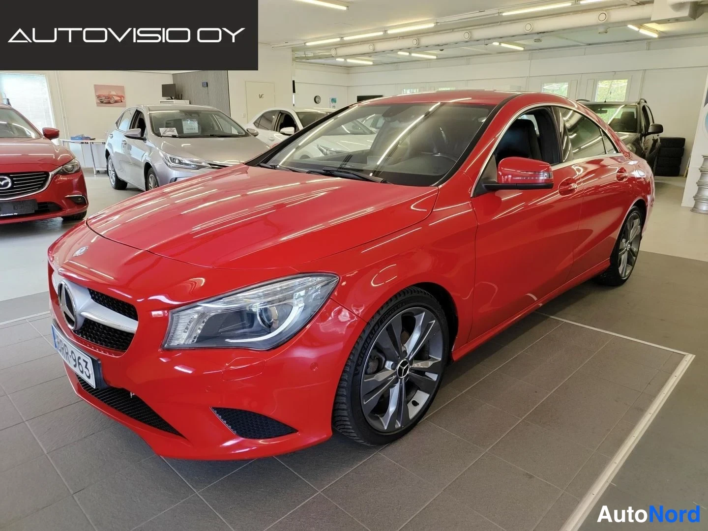 Mercedes-Benz CLA 180 BE A Premium Business 2014