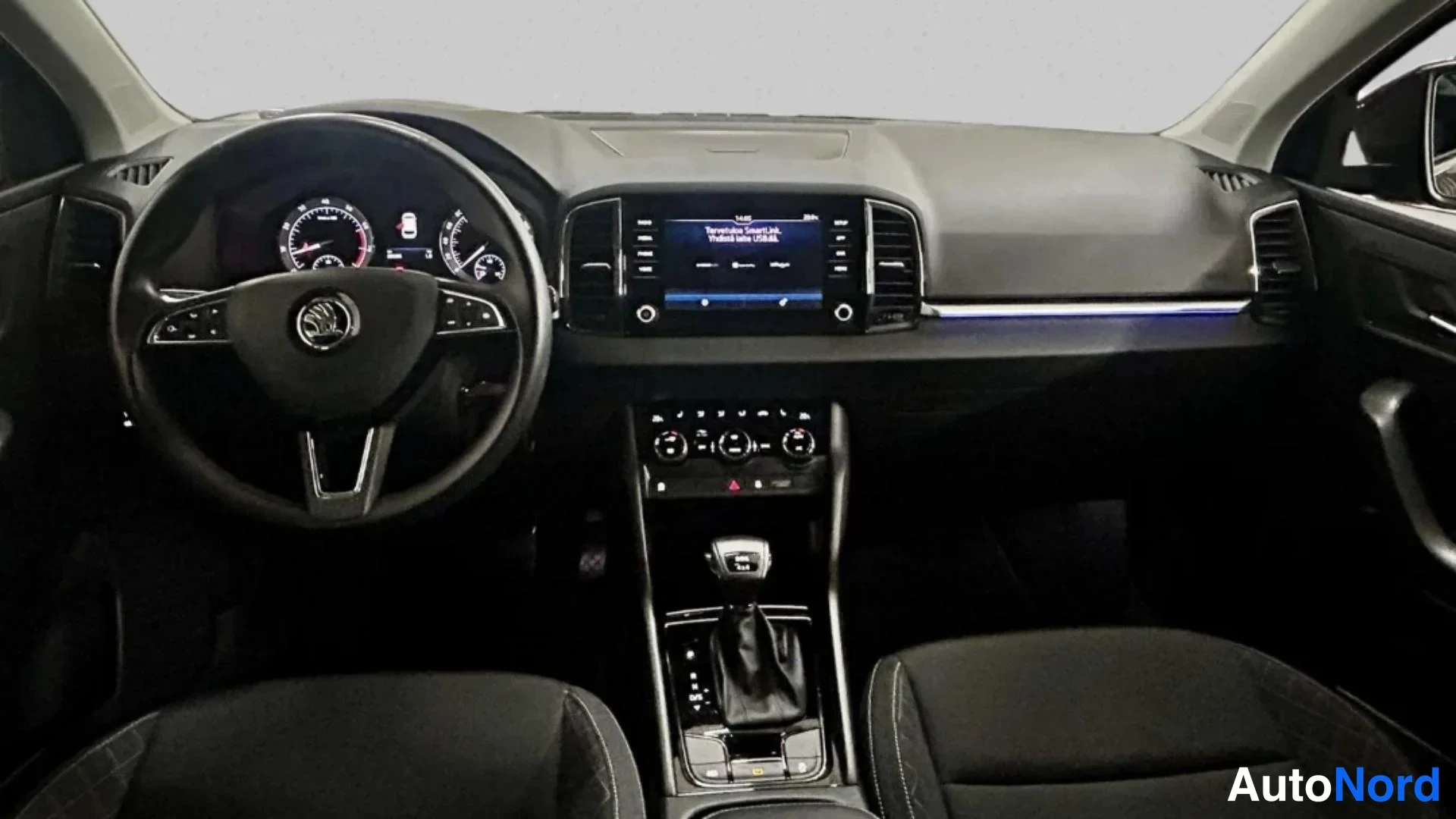 Ruskea Skoda Karoq 2019, kuva 8