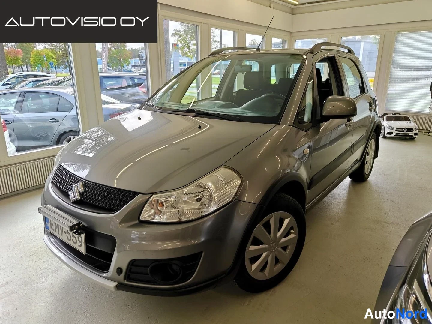 Suzuki SX4 1,6 VVT 4WD X-OVER GL 2014