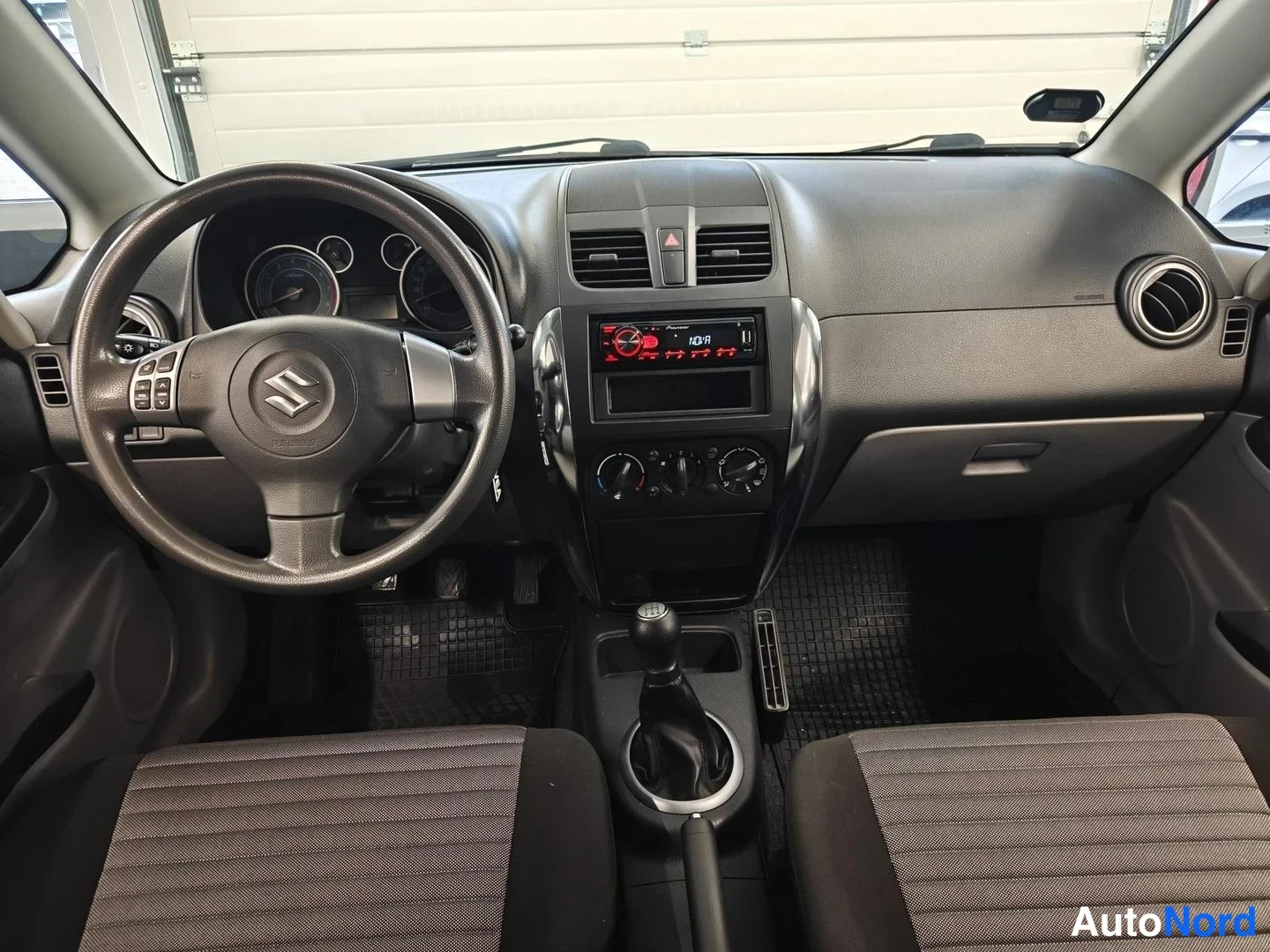 Grey Suzuki SX4 2014, photo 7