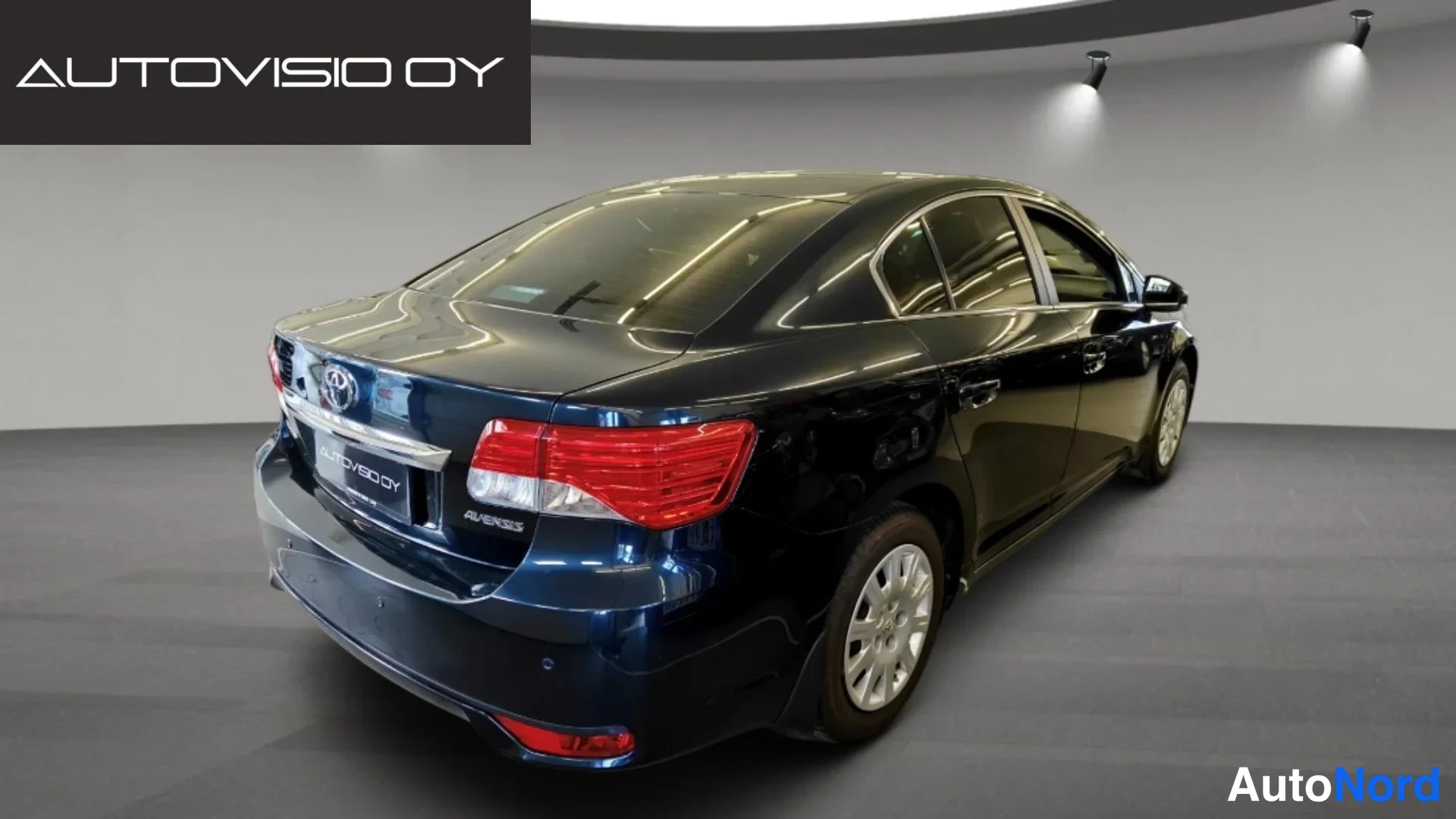 Black Toyota Avensis 2014, rear three-quarter, photo 5