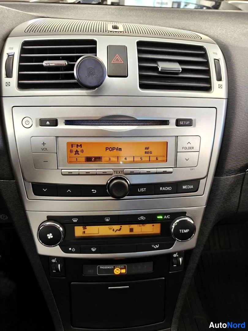 Black Toyota Avensis 2014, photo 9