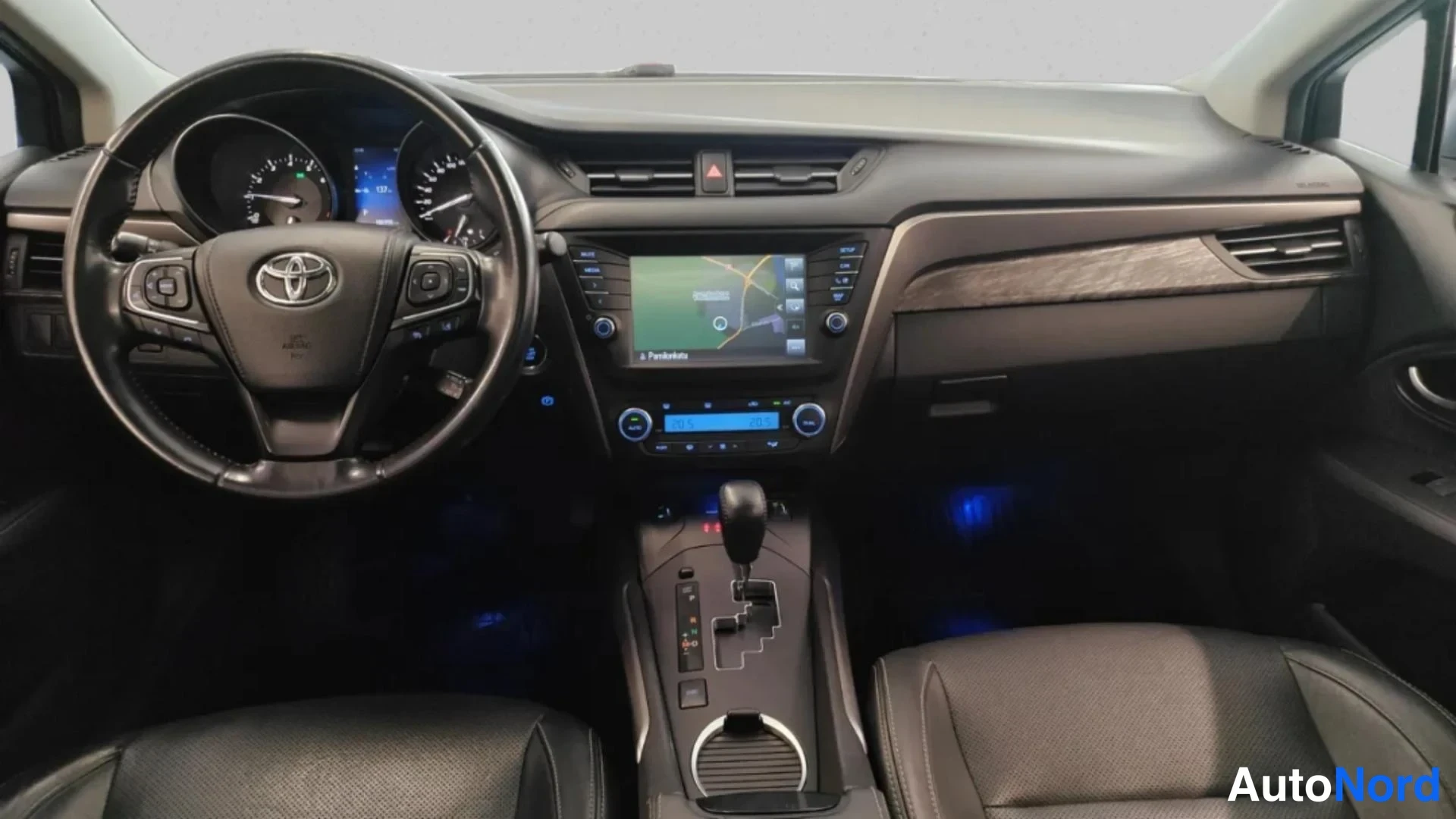 Blue Toyota Avensis 2018, photo 8