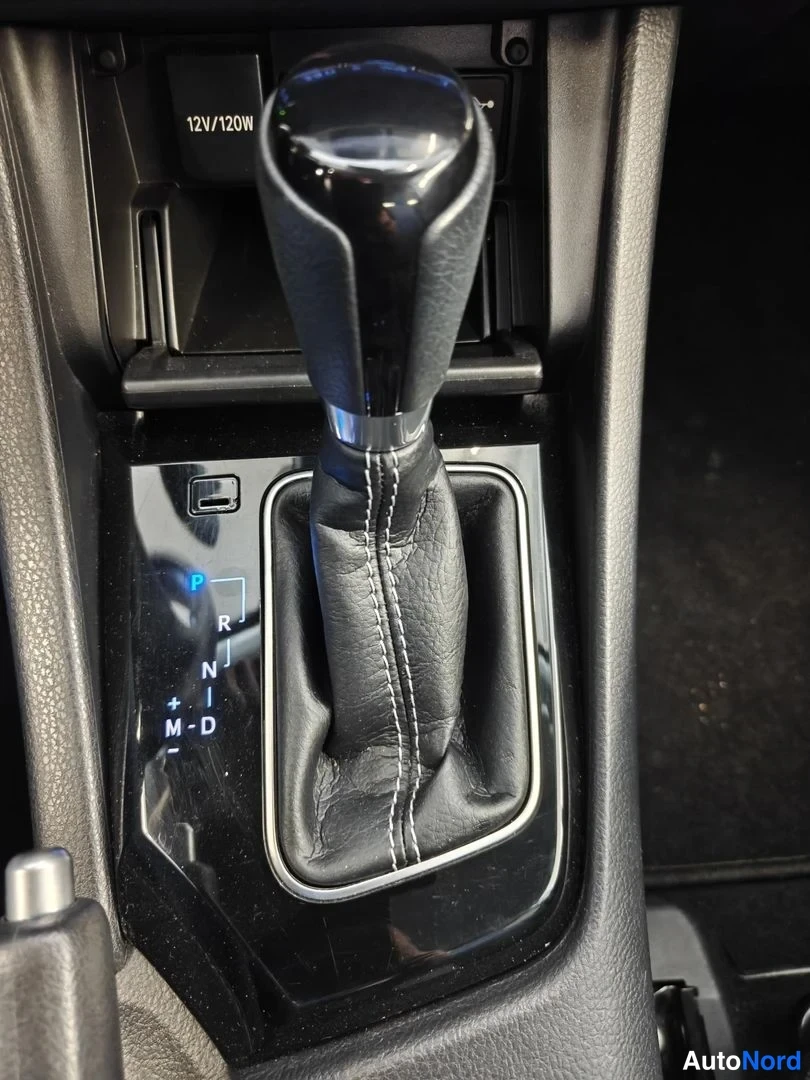 Grey Toyota Corolla 2019, photo 11