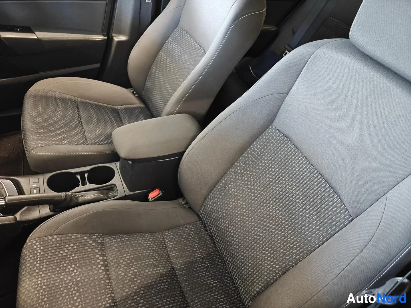 Grey Toyota Corolla 2019, photo 7