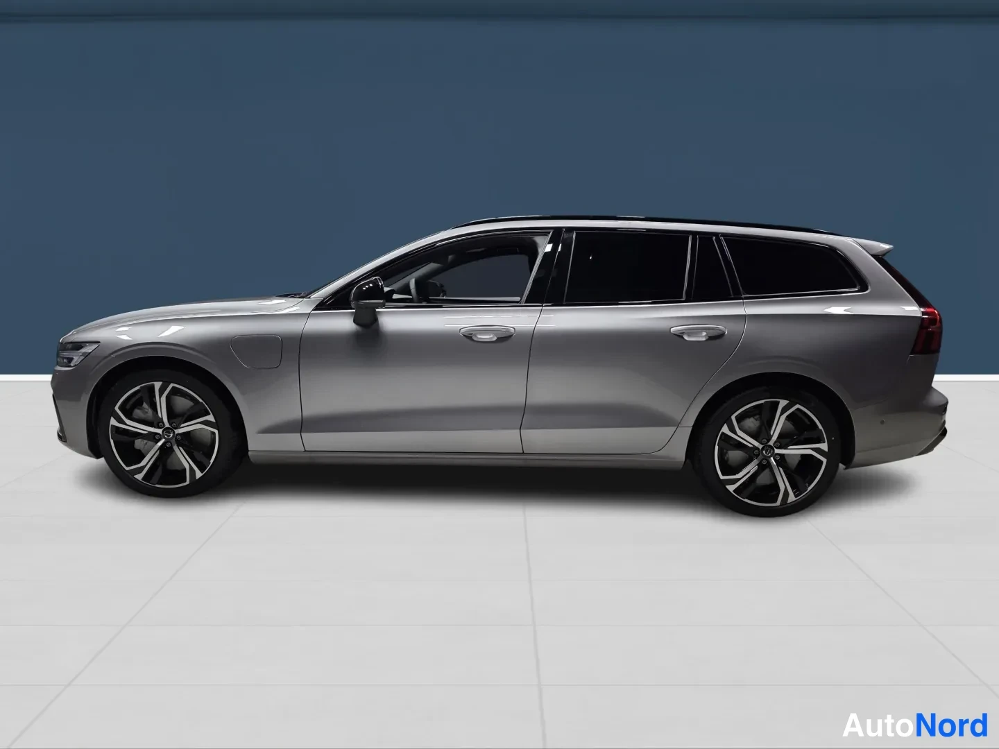 Hopea Volvo V60 2026, takaviisto, kuva 6