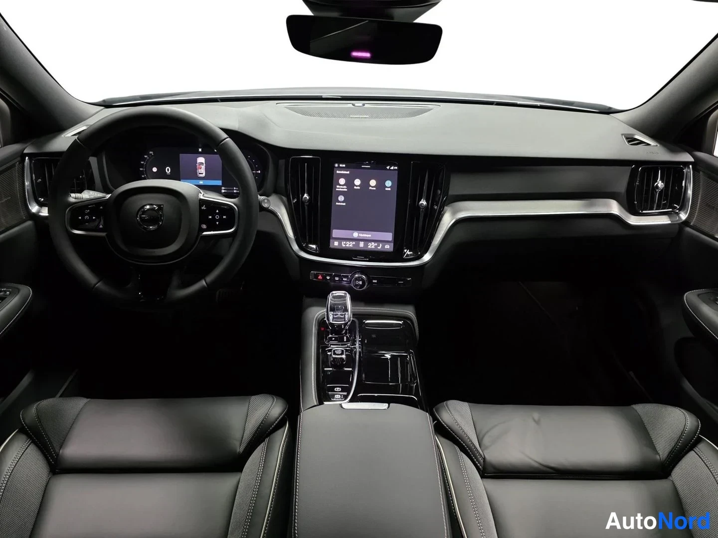 Hopea Volvo V60 2026, kuva 17