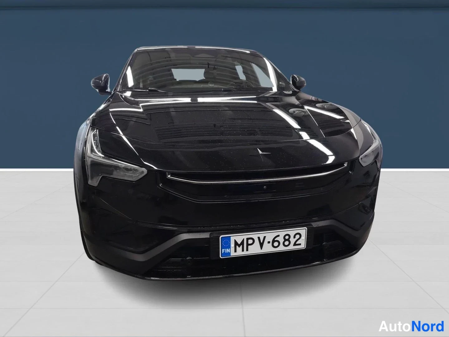 Black Polestar 3 2024, front, photo 4